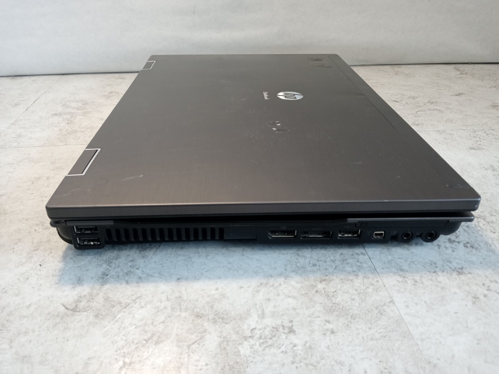 HP EliteBook 8540w 15″ Laptop i7 2.67GHz 2GB RAM Nvidia GFX -LINES IN SCREEN -RR