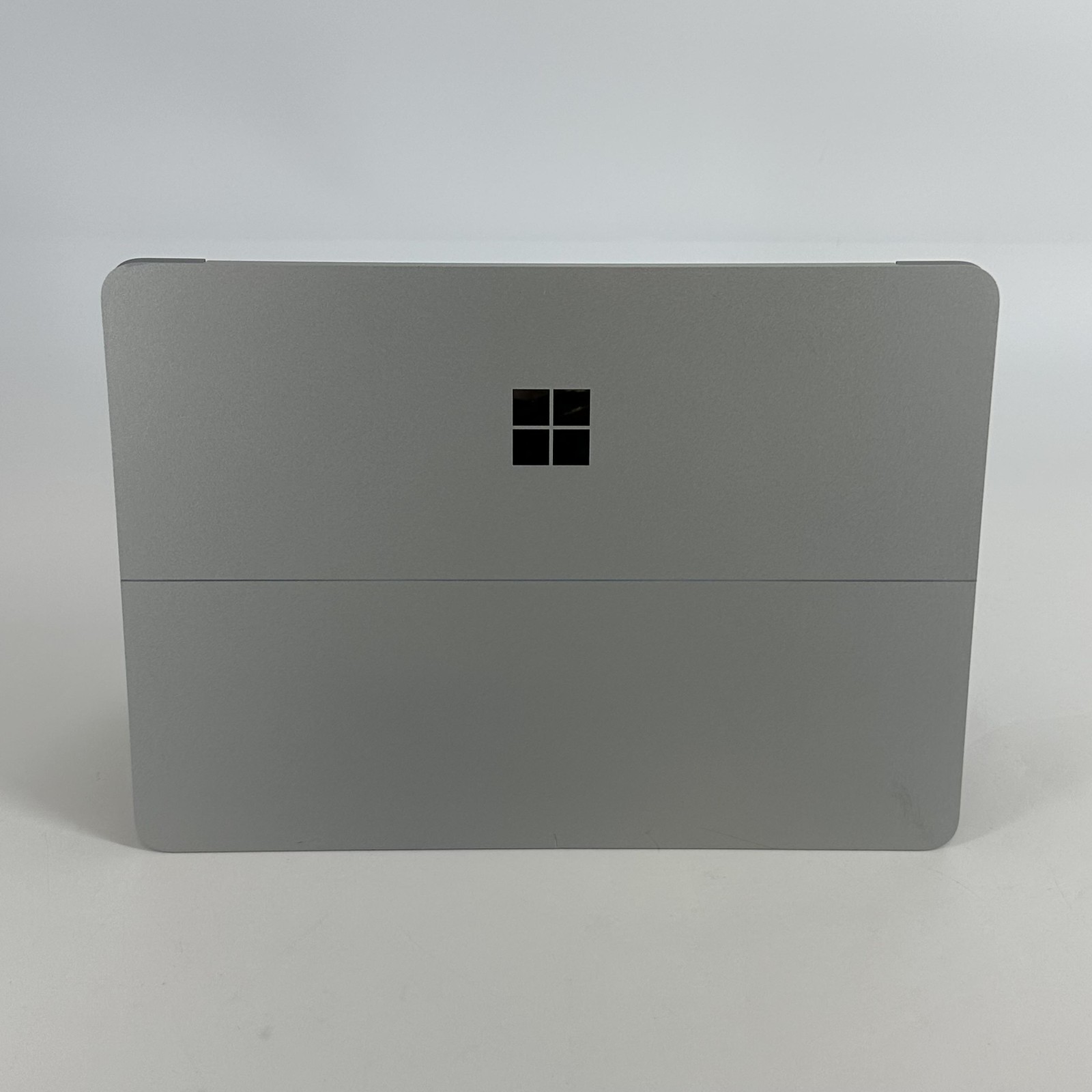 Microsoft Surface Laptop Studio 14 2K i7-11370H 3.3GHz 16GB 512GB RTX 3050 Ti