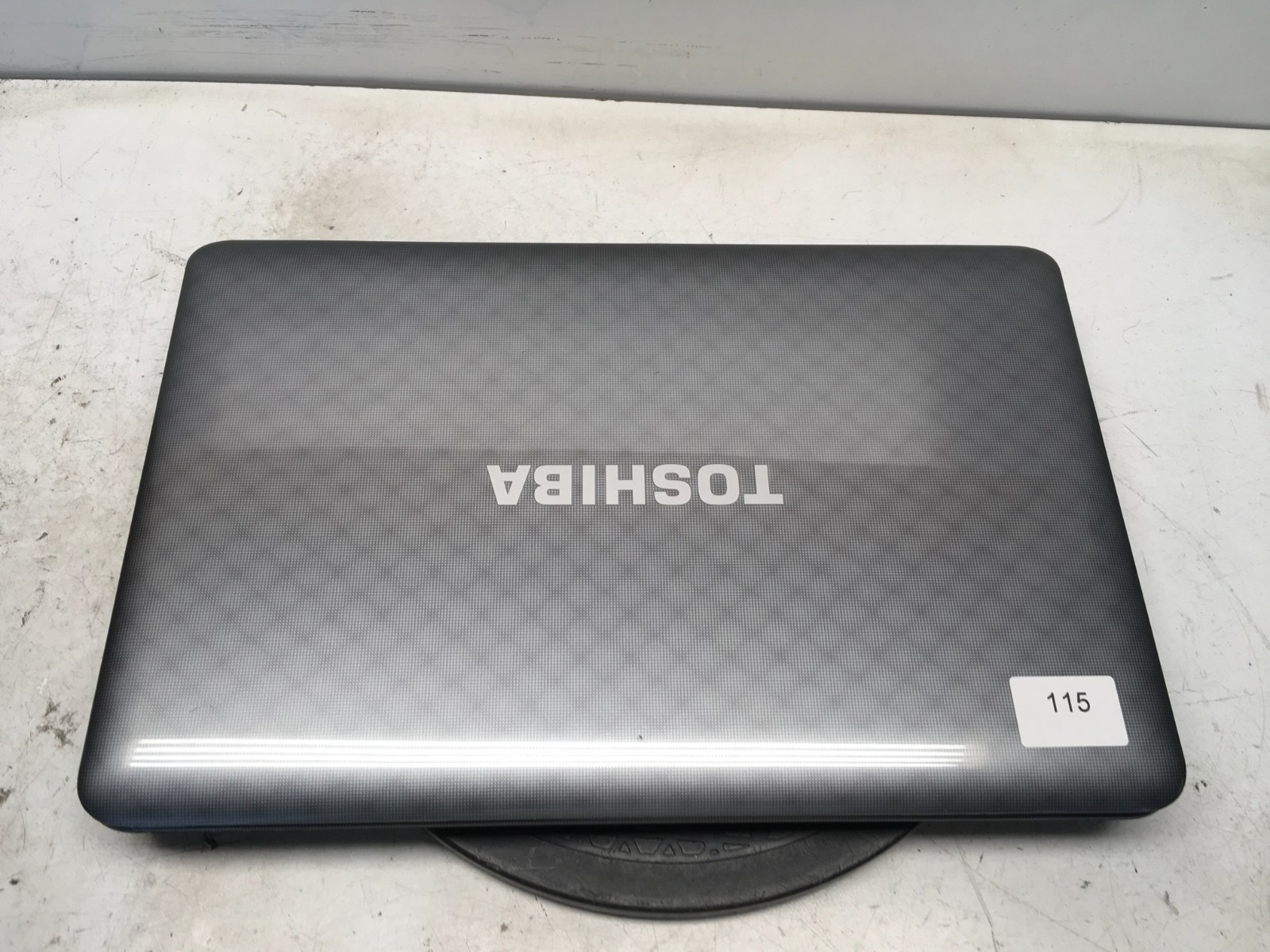 Toshiba Satelite L755-S5154 Intel Pentium B960 2.2GHz 4GB NO HDD