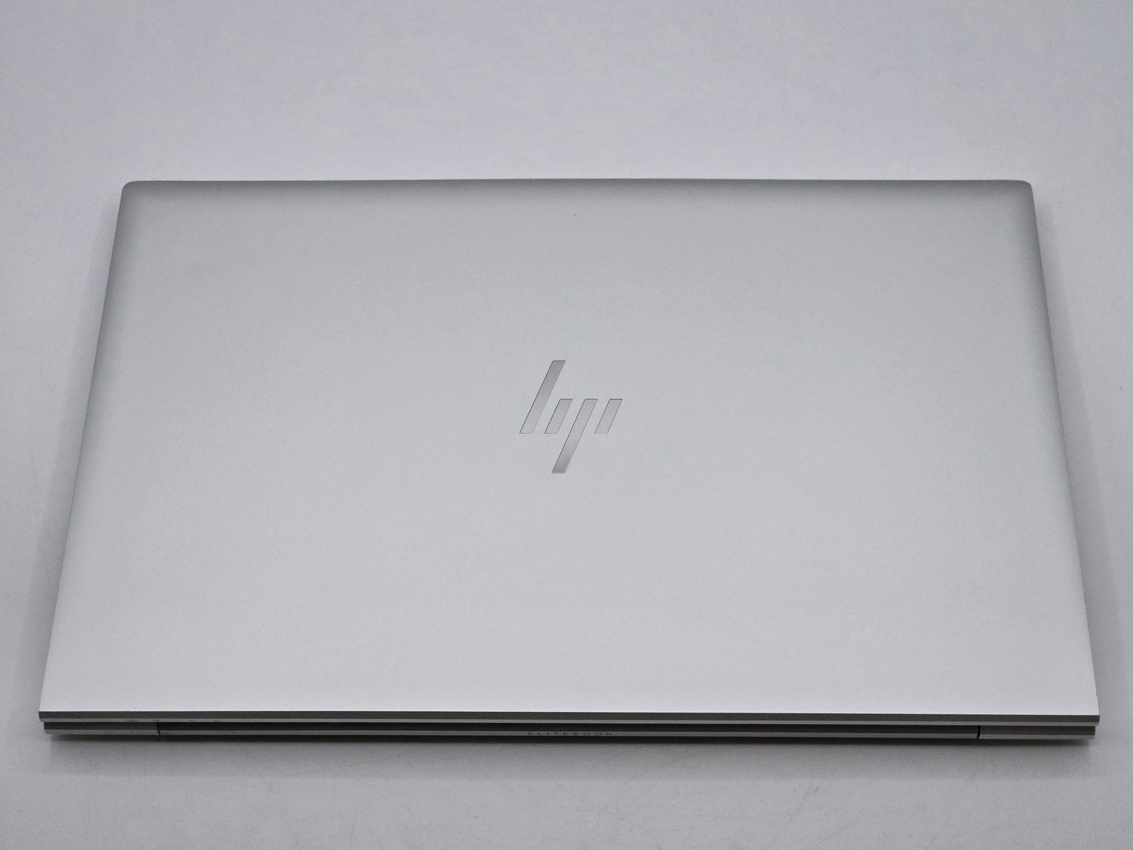 HP EliteBook 855 G8 15″ FHD Touch RYZEN 7 PRO 5850U 512GB SSD 16GB W11P IRCam