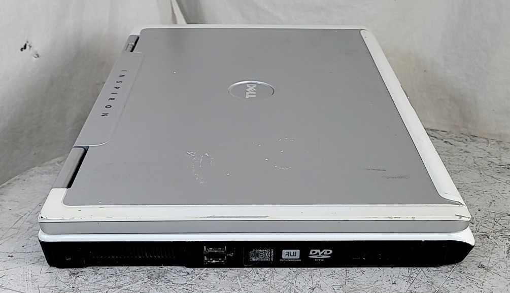Dell Inspiron 9400 PP05XB Laptop Intel Core2 T7200 2.0GHz 2GB 120GB SEE NOTES