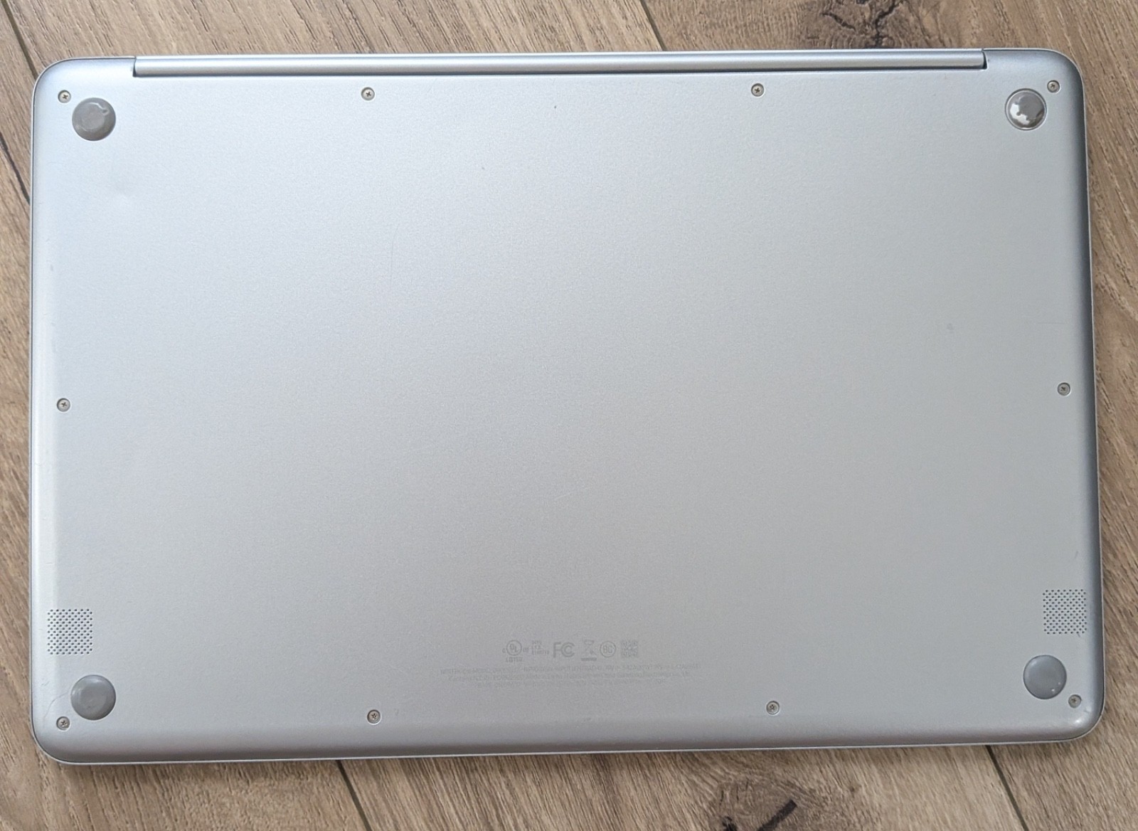 Samsung Notebook 9 15″ NP900X5N i7-7500U 8GB 256GB SSD Win10 Light Titan
