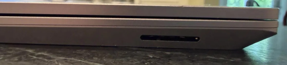 Microsoft Surface Laptop 5 15″ Touchscreen i7-1255U 12th Gen 8GB 256GB SSD Win11