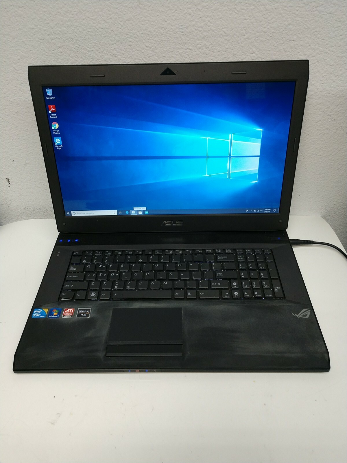 ASUS G73J 17.3″ Intel Core i7 Q720 1.60GHz 6GB DDR3 256GB SSD DVD Win10 AMD 5800