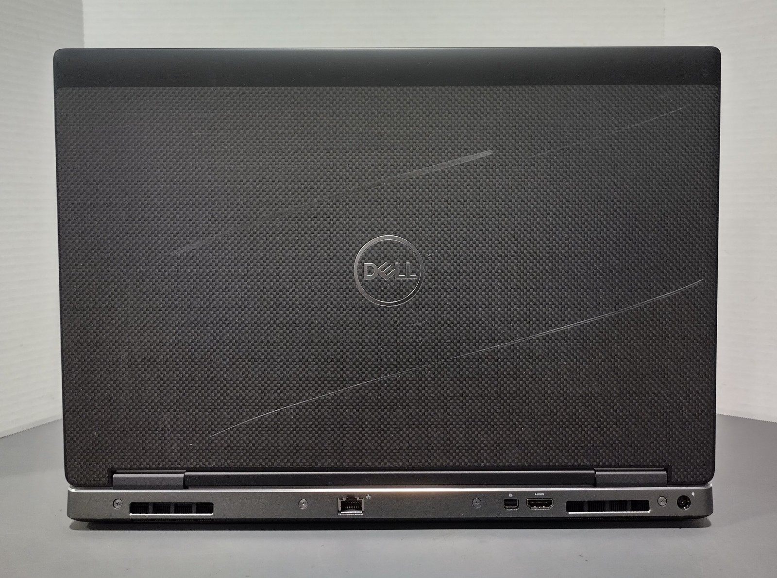 Dell Precision 7530 15.6″ FHD i5-8300H 32GB RAM 512GB NVMe No OS Radeon WX 4150