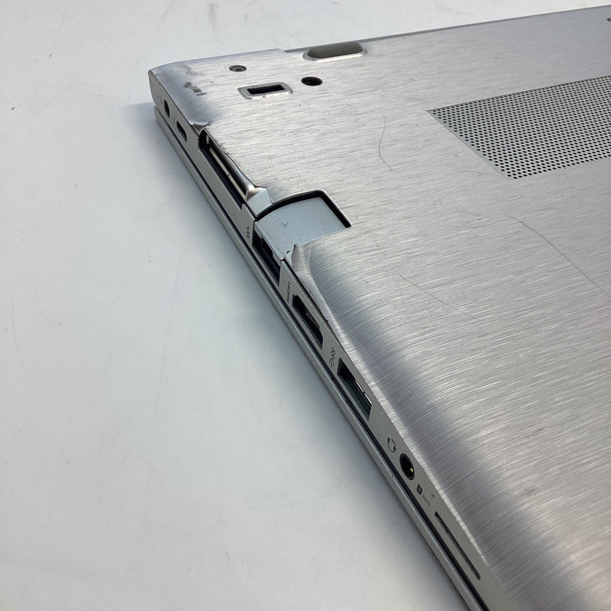 HP EliteBook 840 G5 i5-8350U 8GB Ram 256GB SSD (GO1067642)