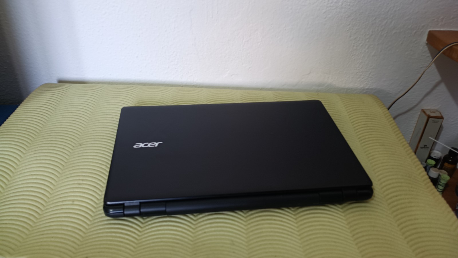 Acer Aspire E1-521G AMD A8-6410 8GB 256GB SSD 15.6″ AMD RADEO R5 M240 2GB