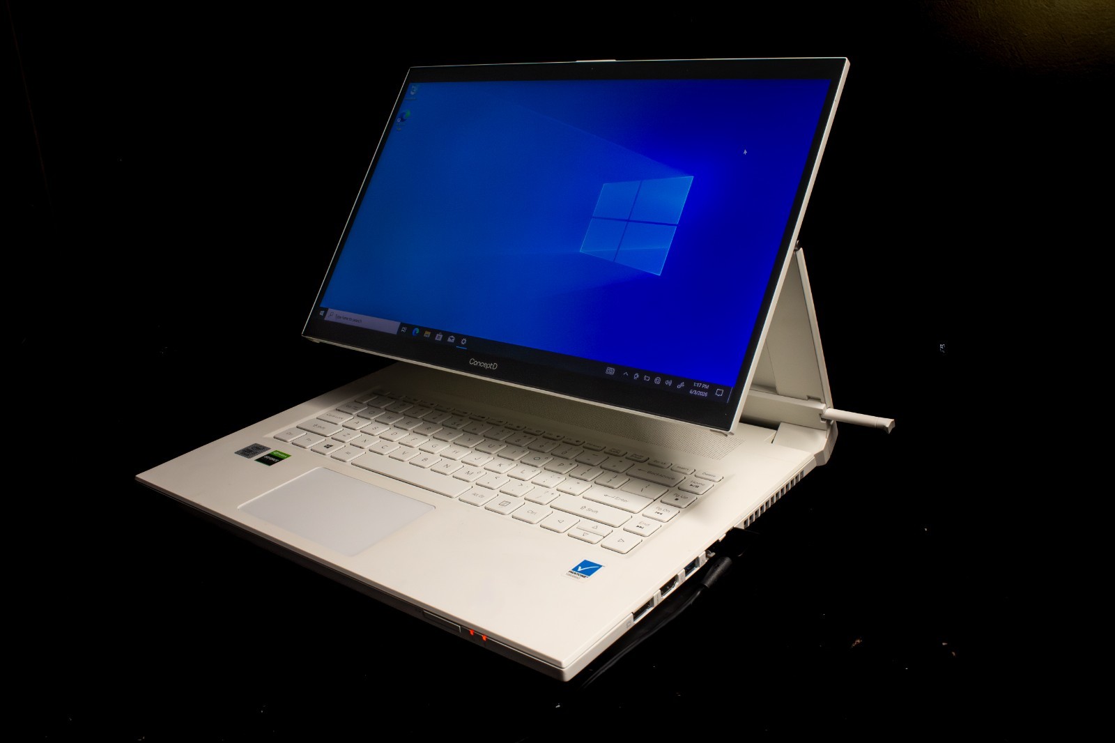 ASUS CONCEPT D 7 EZEL Laptop/ TABLET N19Q6 32GB RAM 2TB STORAGE ConceptD7