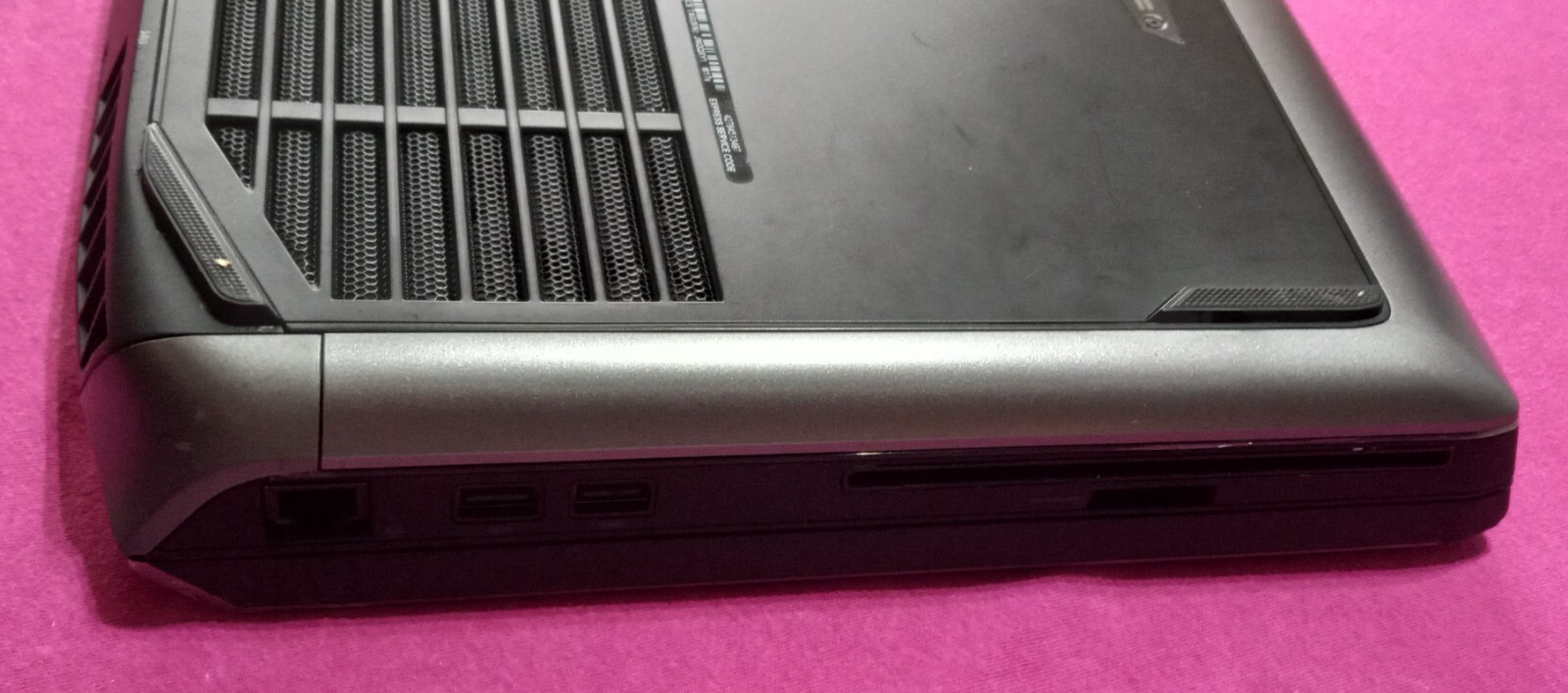 Dell Alienware 17 laptop i7-4810mq 2.8-3.8Ghz 20GB 512GB NVIDIA GTX 1070 AX200
