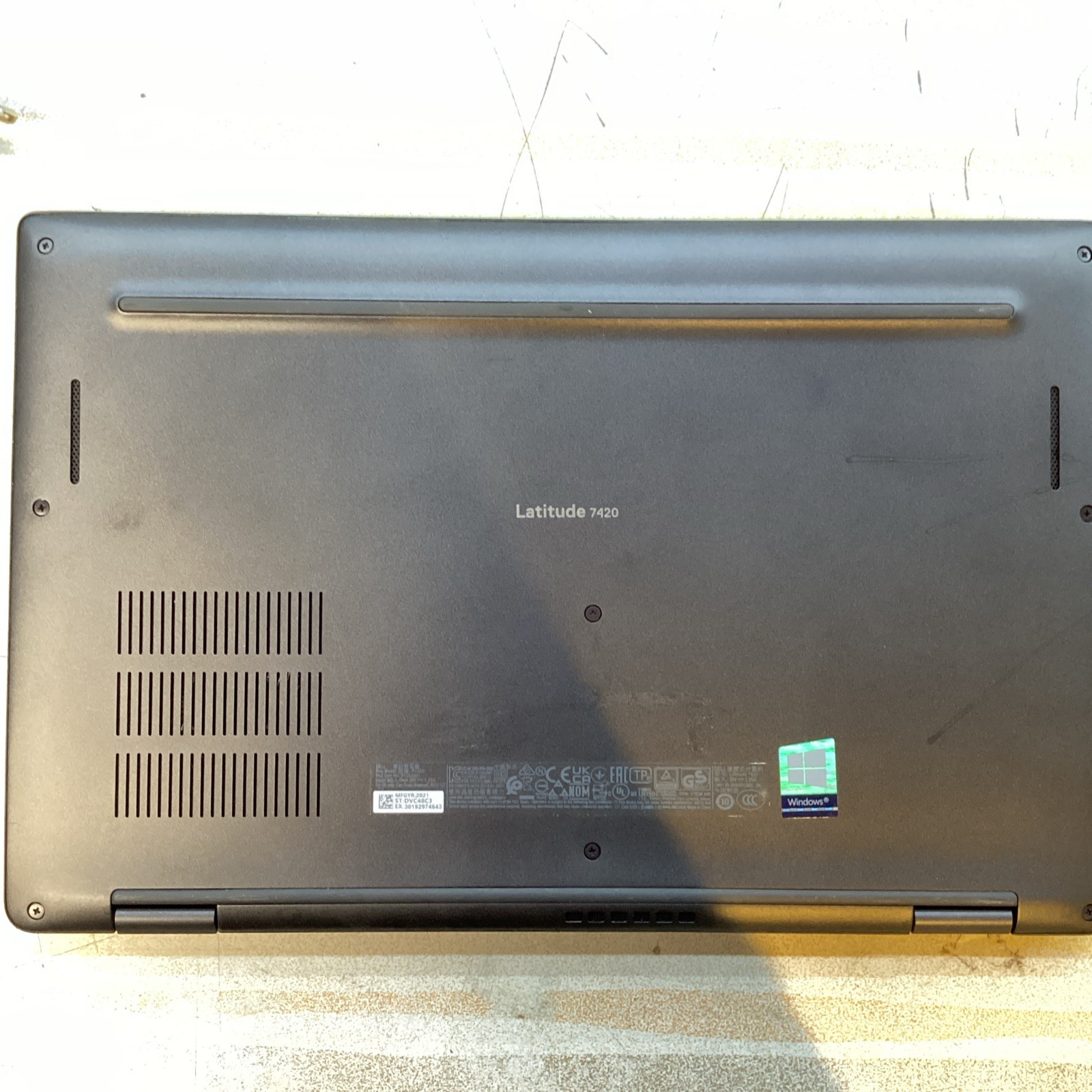 Dell Latitude 7420 2021 14″ i5-1145G7 2.6GHz 16GB 256GB SSD Laptop