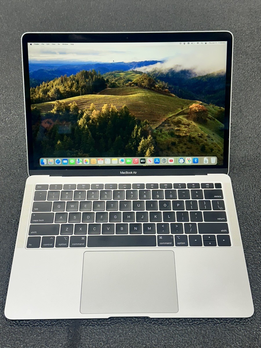Apple MacBook Air 2019 (AS-IS/PARTS) -13″, i5 8th Gen, 8GB, 256GB, (PD1124865)