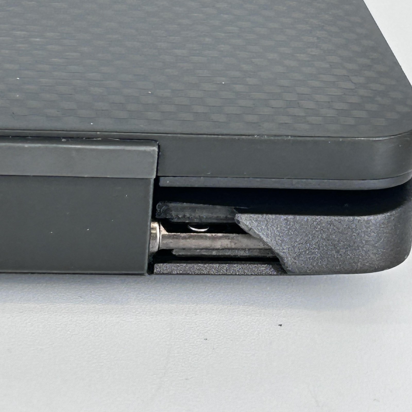Dell Latitude 7430 14 Black FHD 1.8 GHz i7-1265U 32GB RAM 256GB SSD FRAME SPLIT