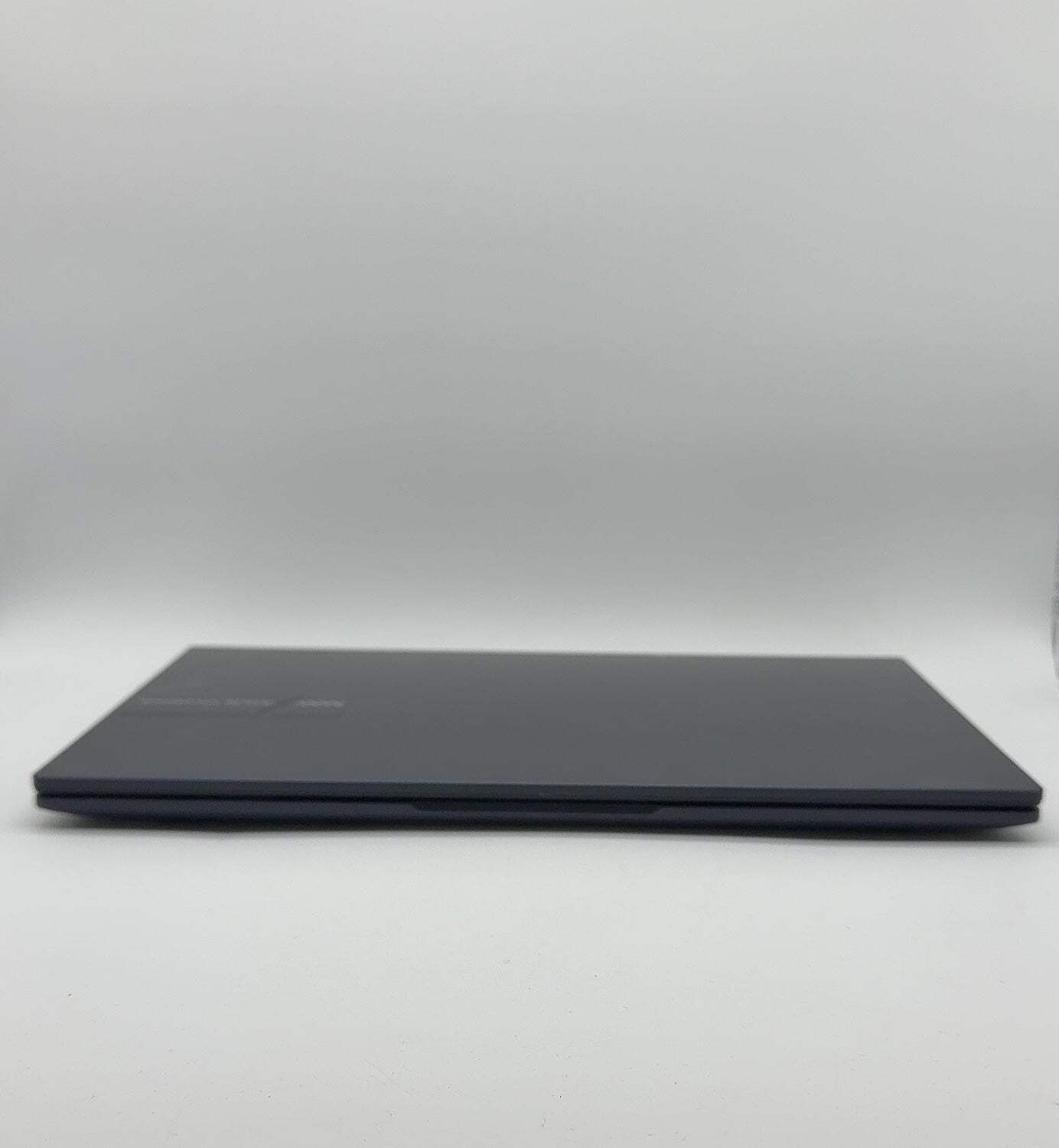 Asus Vivobook 14 X1404ZA 14″ i3-1215U 4.4Ghz 8GB RAM 128GB SSD