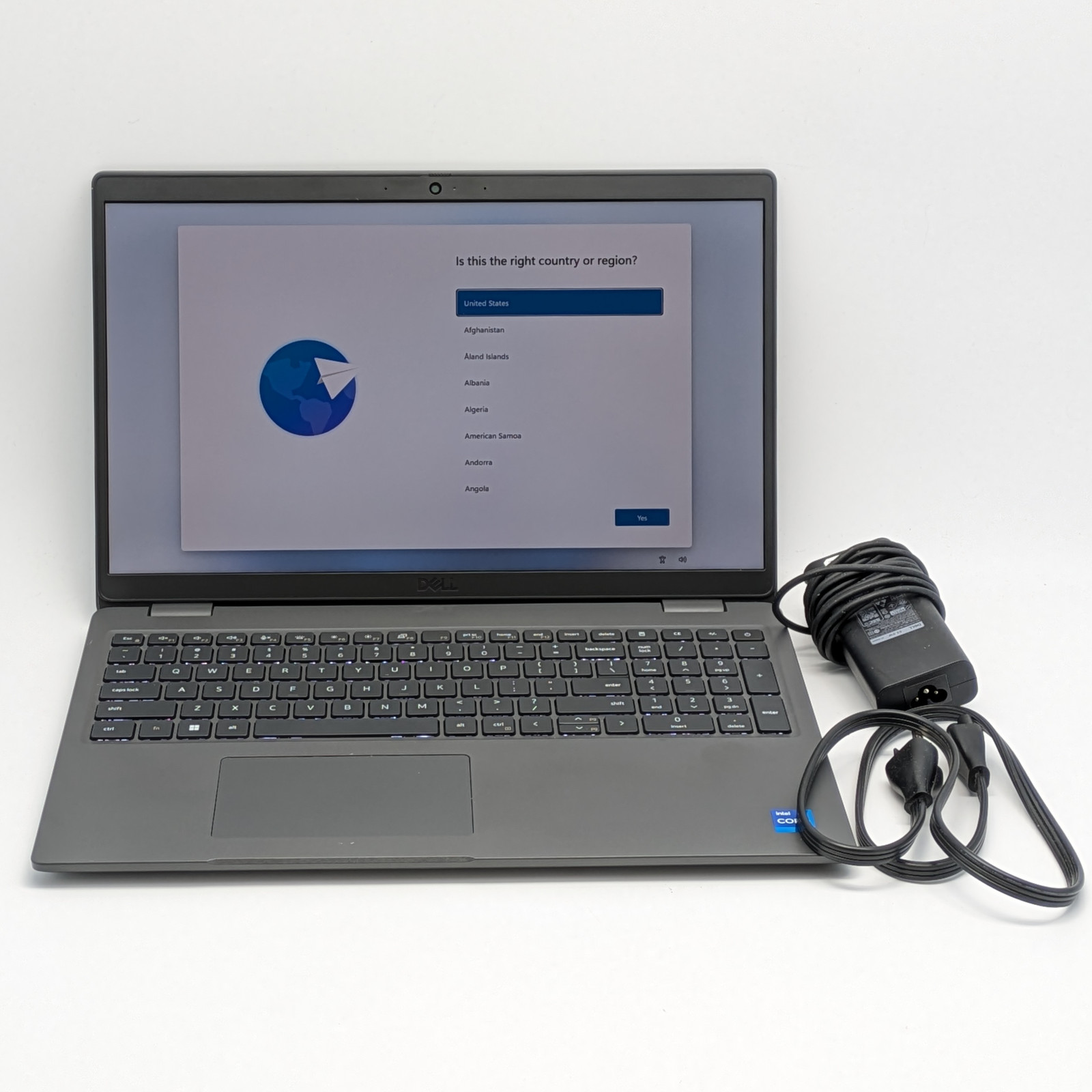 Dell Latitude 3540 15.6″ i7-1355U 16GB DDR4 1TB SSD Windows 11 Home