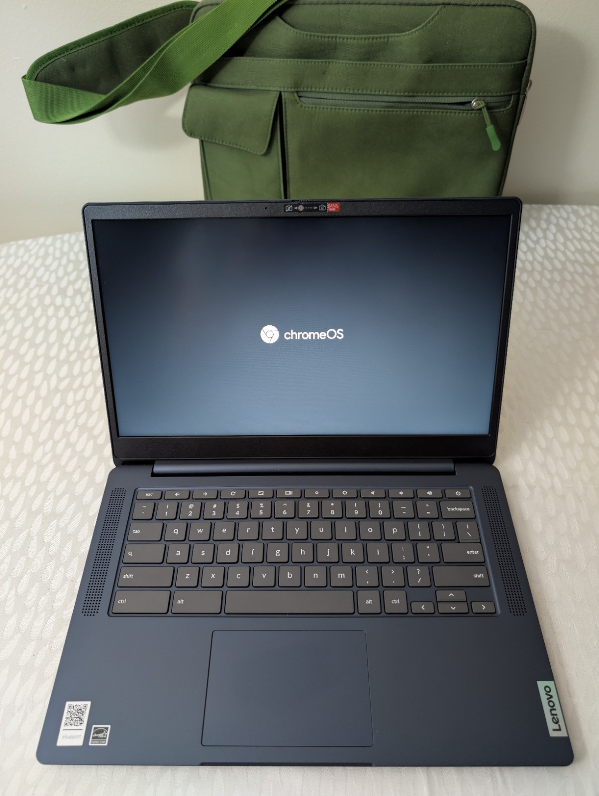 Lenovo IdeaPad 3 14M836 14″ Chromebook Type 82KN 45W USB-C Charger + Case
