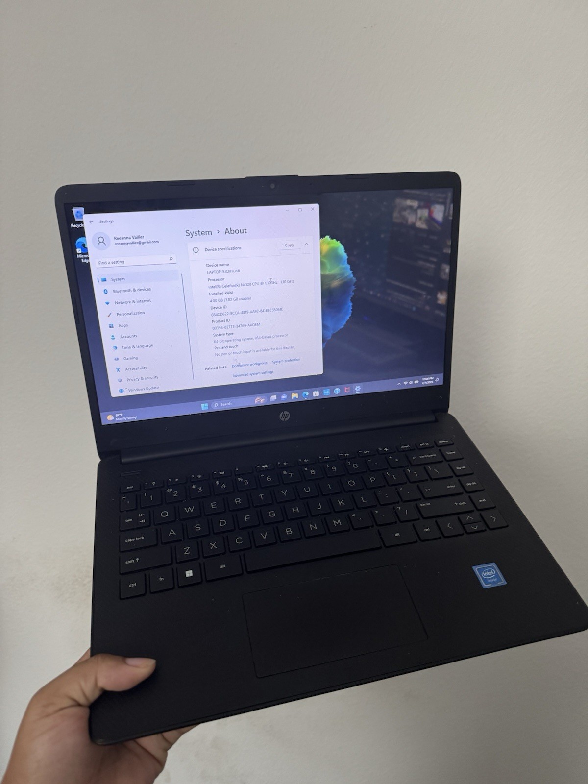 HP Laptop 14-DQ0020NR 14-inch Intel Celeron N4020, 64GB, Black