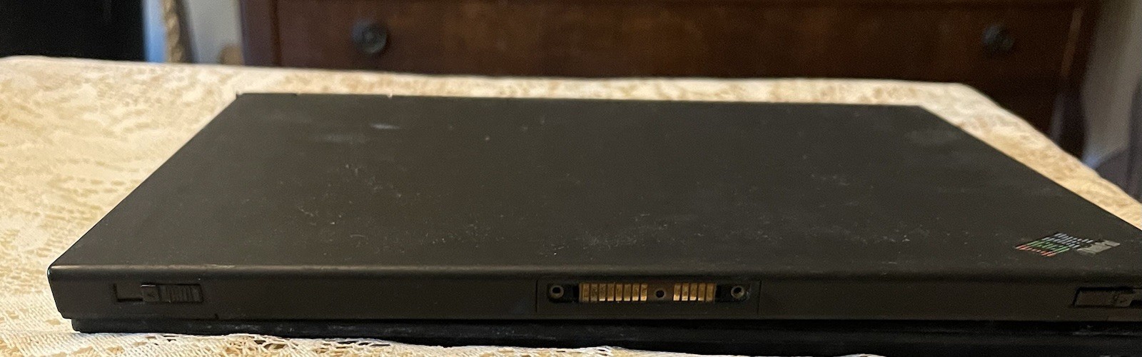 Vintage IBM Thinkpad X22, Pentium III 800 MHz, 640 MB RAM MAXED, 20GB HDD, Boots