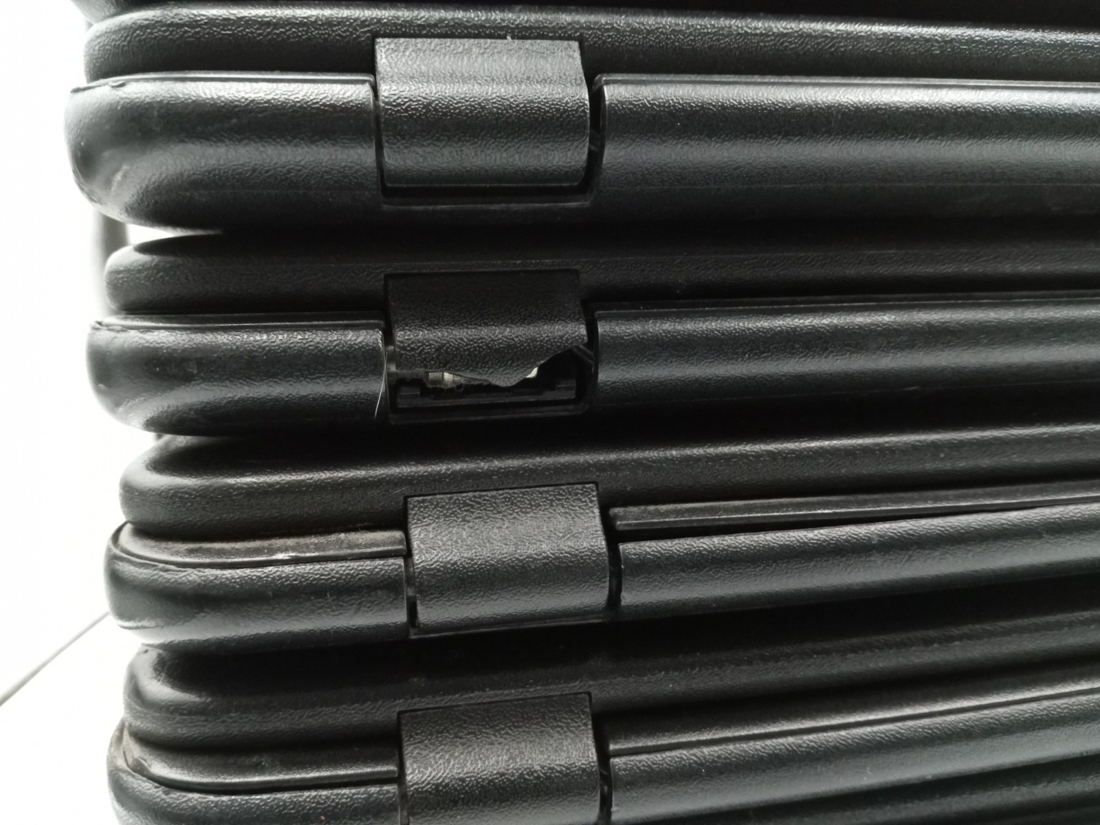 Lot of 8 – Lenovo N42-20 14″ Chromebook Laptops – FOR PARTS – VARIOUS ISSUES -RR
