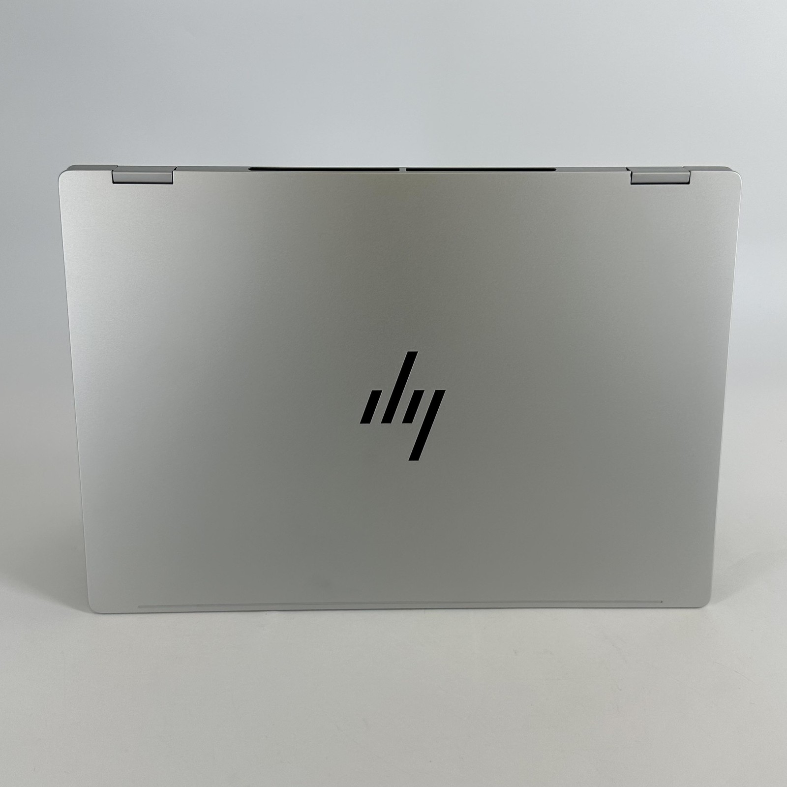 HP OmniBook 7 Flip 2-in-1 16 FHD+ TOUCH 2.1GHz Ultra 5 226V 16GB 512GB LCD BLEED