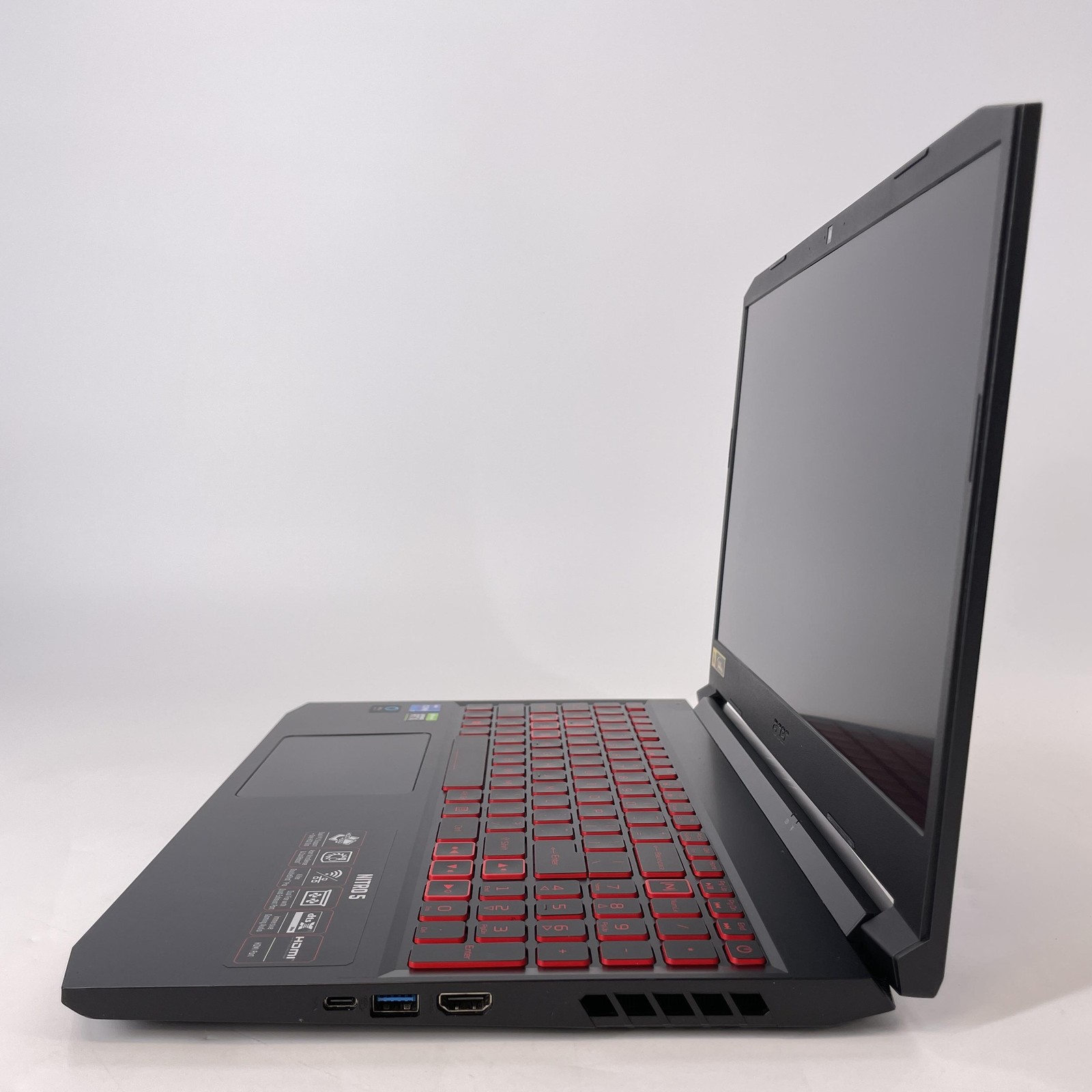 Acer Nitro 5 15 144Hz FHD i7-11800H 2.30GHz 16GB 512GB SSD NVIDIA RTX 3050 Ti