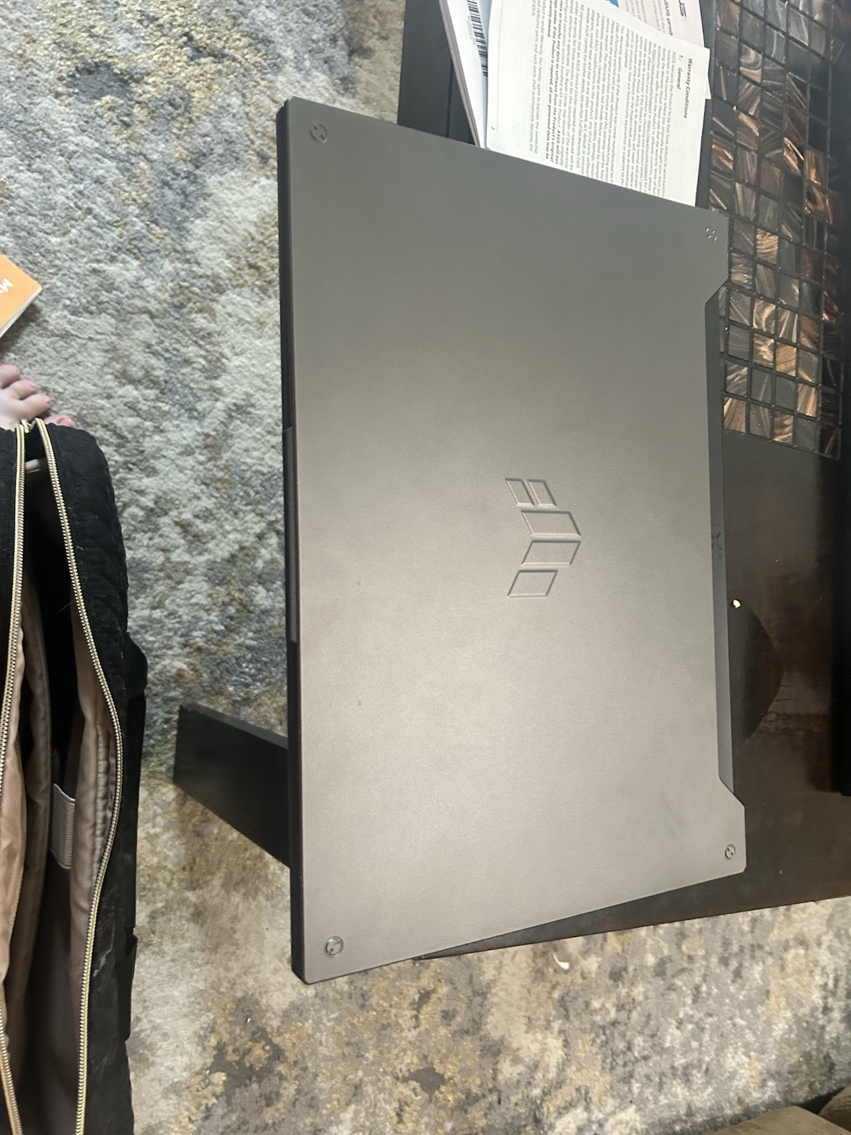 Asus￼