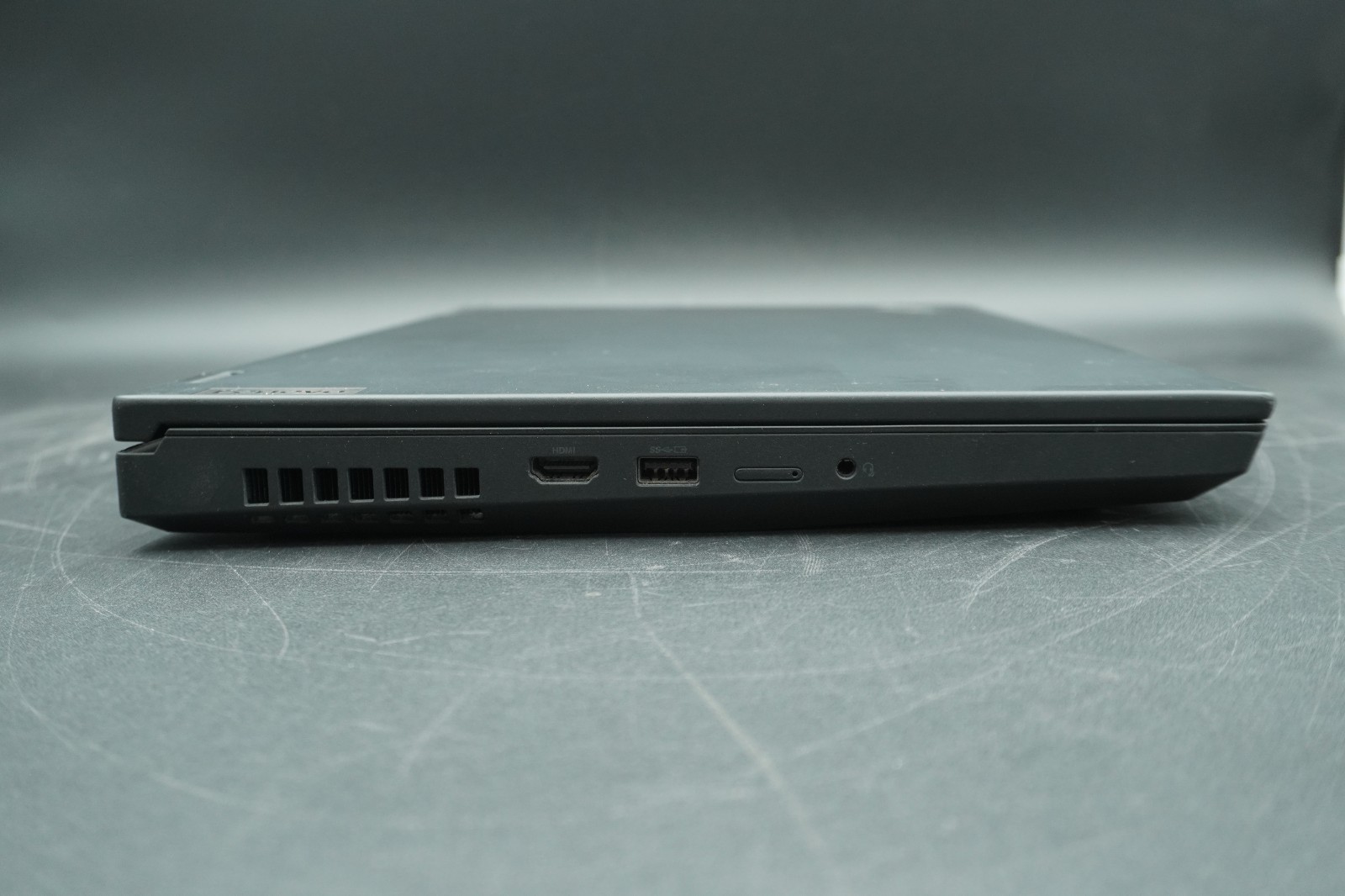 Lenovo ThinkPad P15 Gen 2 i9-11950H 32GB RAM 1TB SSD NO OS *Tested*