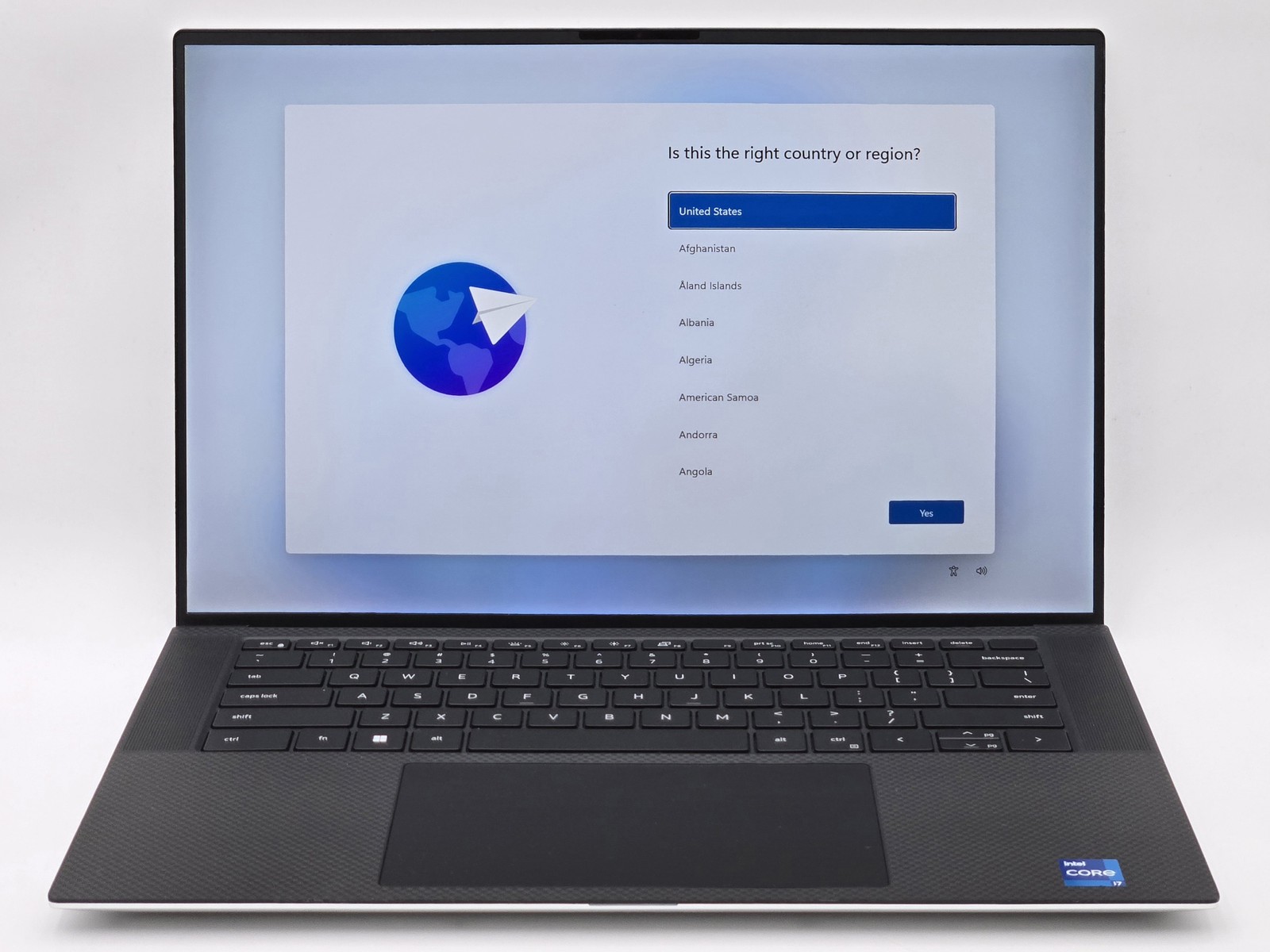 Dell XPS 15 9520 16″ FHD+ I7-12700H 1TB 32GB W11P RTX 3050 Ti Backlit FP Reader