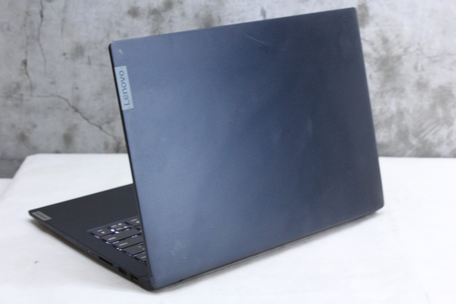 Lenovo IdeaPad S340 14IIL | i5-1035G1, 4GB Ram, 256GB NVMe, Grade B- Read!