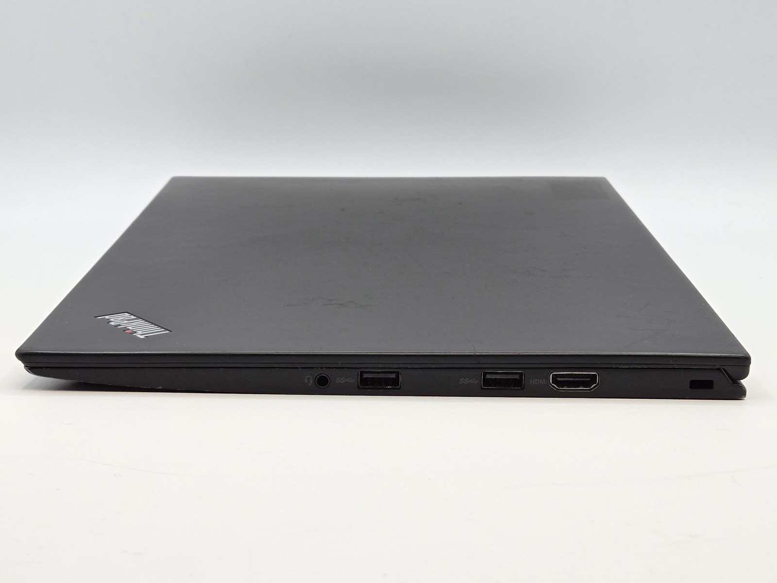 Lenovo ThinkPad X1 Carbon (Gen 4) 14″ FHD I7-6600U 256GB SSD 16GB W10P Webcam
