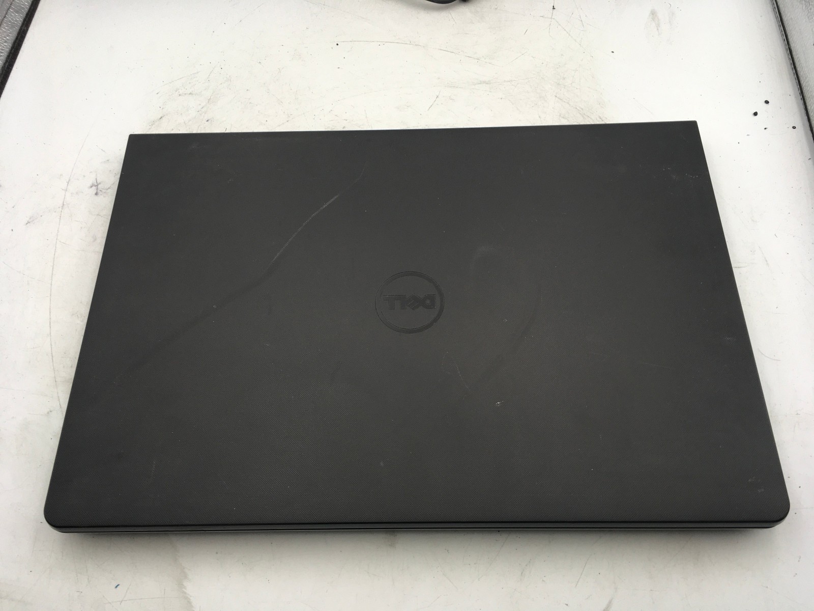 DELL LATITUDE 3558 – BOOTS TO BIOS – INTEL I3 5015U – NO RAM – READ DESCRIP – BB
