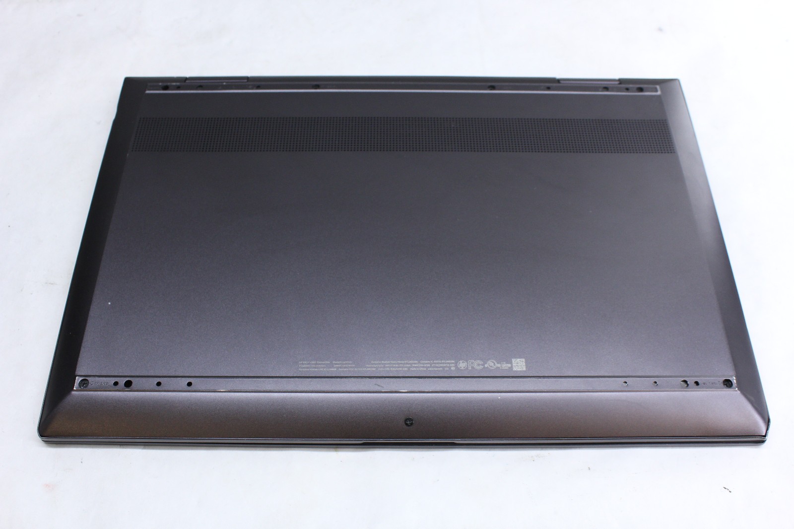 HP Envy 15-cp0053cl | Grade C, Read! | Ryzen 5 2500U, 8GB Ram, 256GB NVMe, W11P