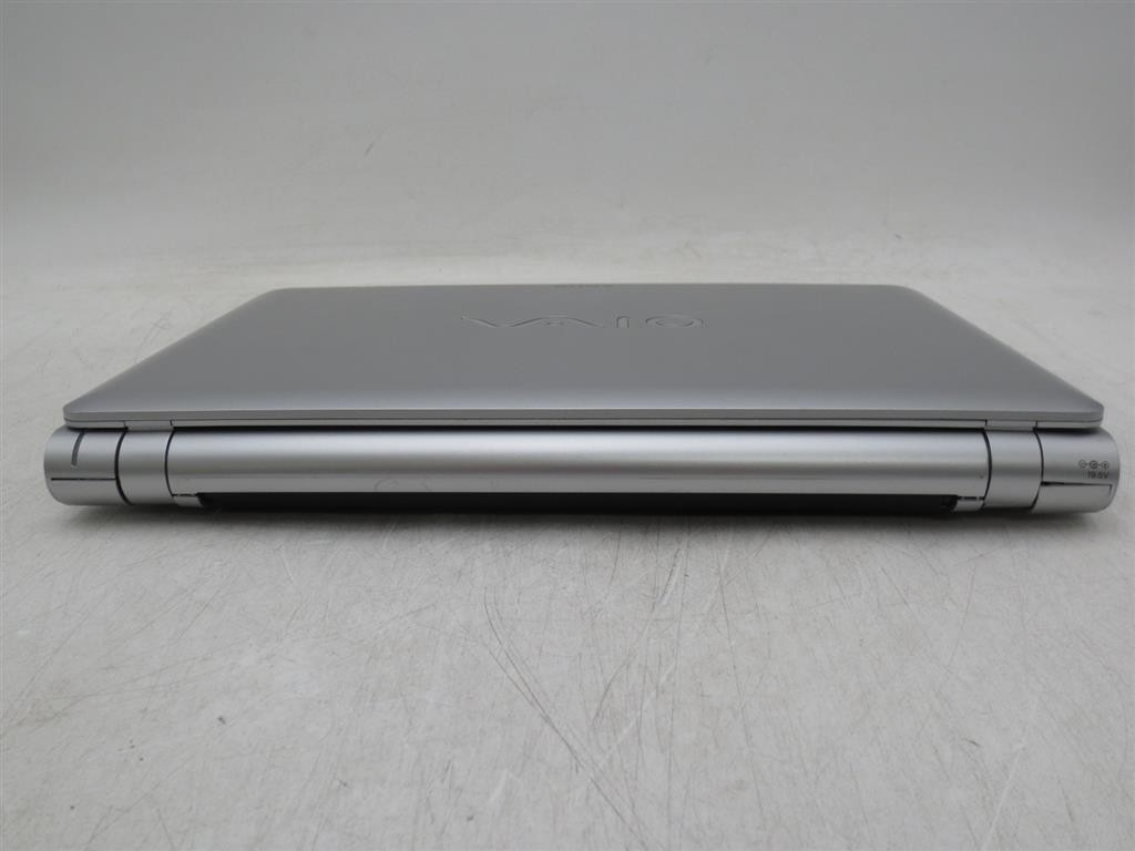 Sony VAIO VPCYB15KX AMD E-350 1.6GHz 16GB RAM 300GB SSD 11.6″
