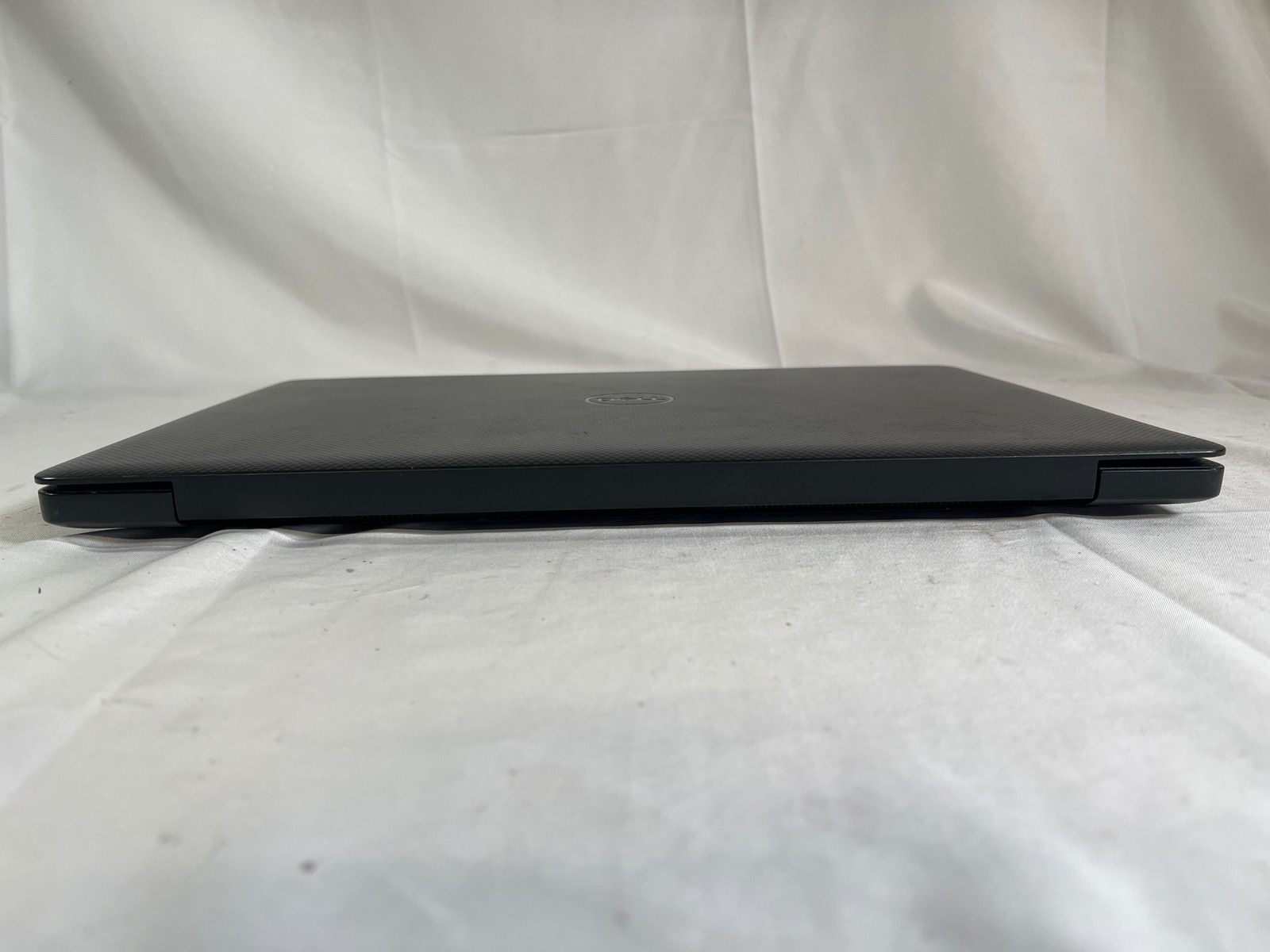 Dell Vostro 3590 Intel Core i7-10510U 8 GB 256GB SSD 15.6″