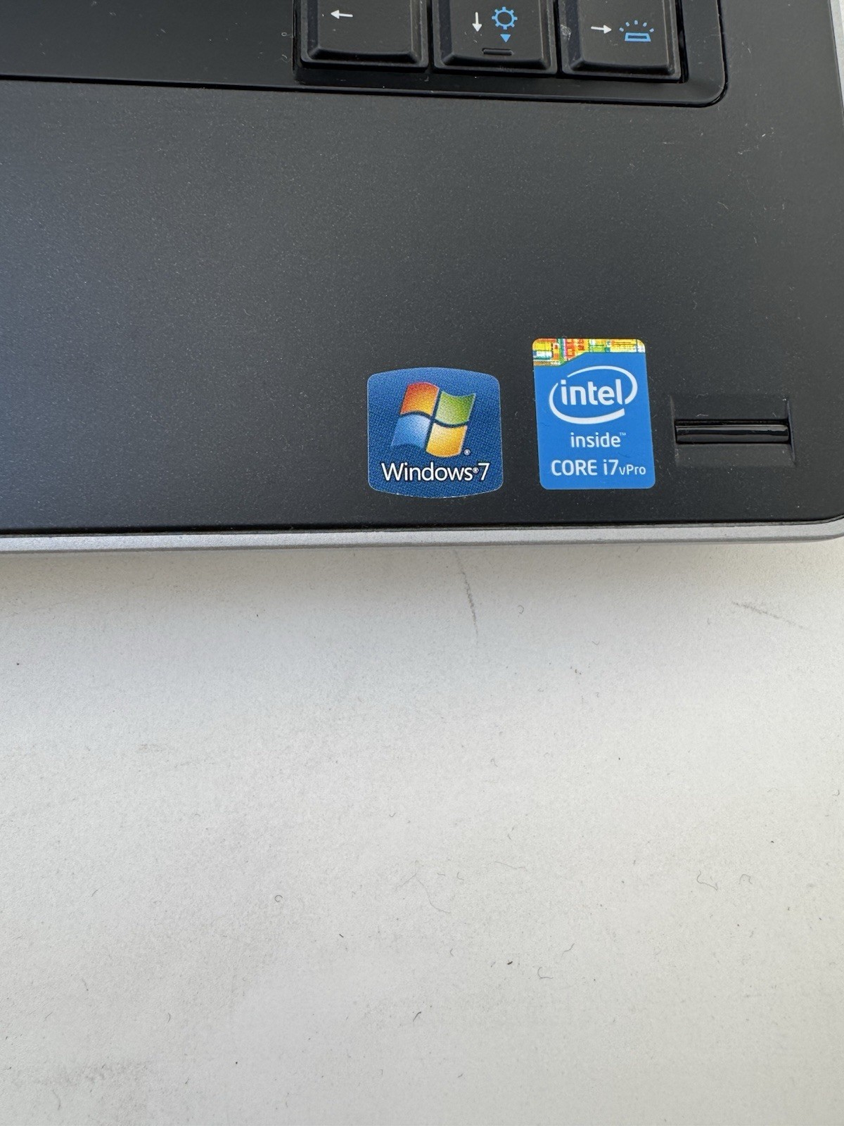 Dell Latitude E6440 14″ Core i5-4310M 2.7GHz 8GB 256GB SSD Webcam Win 10 Laptop