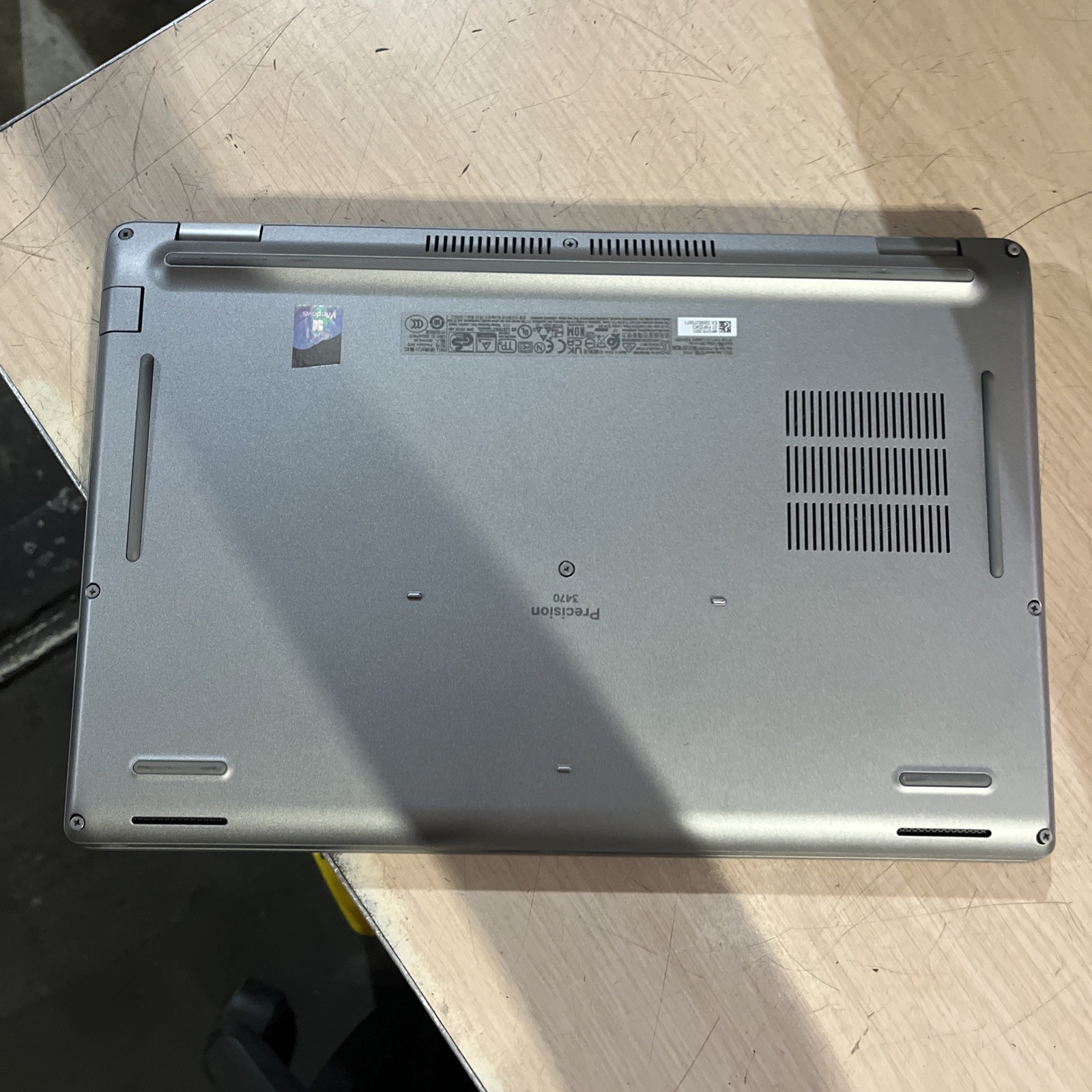 DELL PRECISION 3470 INTEL CORE I5-1250P 16GB RAM NO HD /