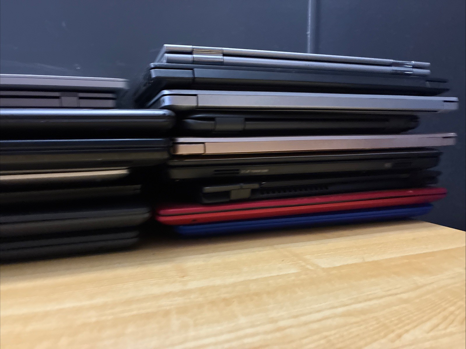 Lot Of 17 Mixed Laptops Dell Hp Lenovo Apple Toshiba As Is 17 Total