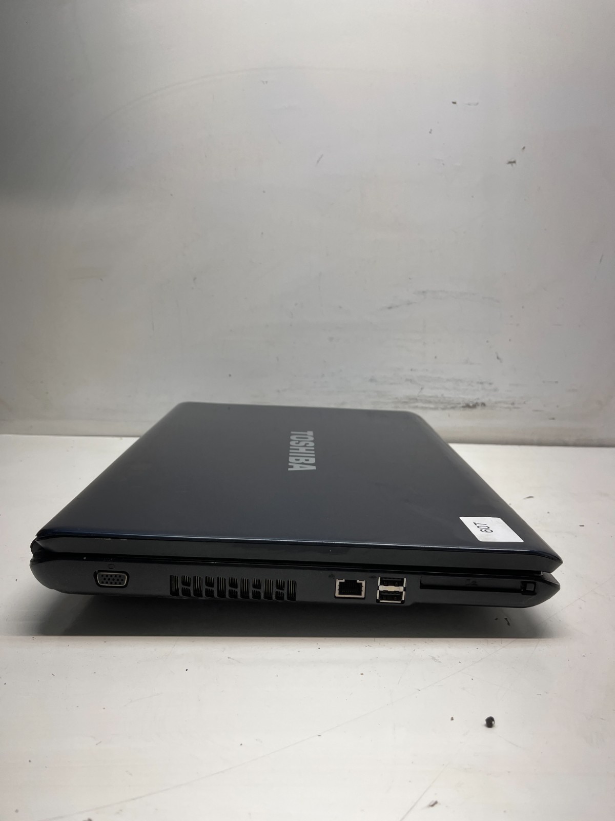 Toshiba Satellite L355D-S7825 AMD Turion 64 X2 2.00GHz NO HDD