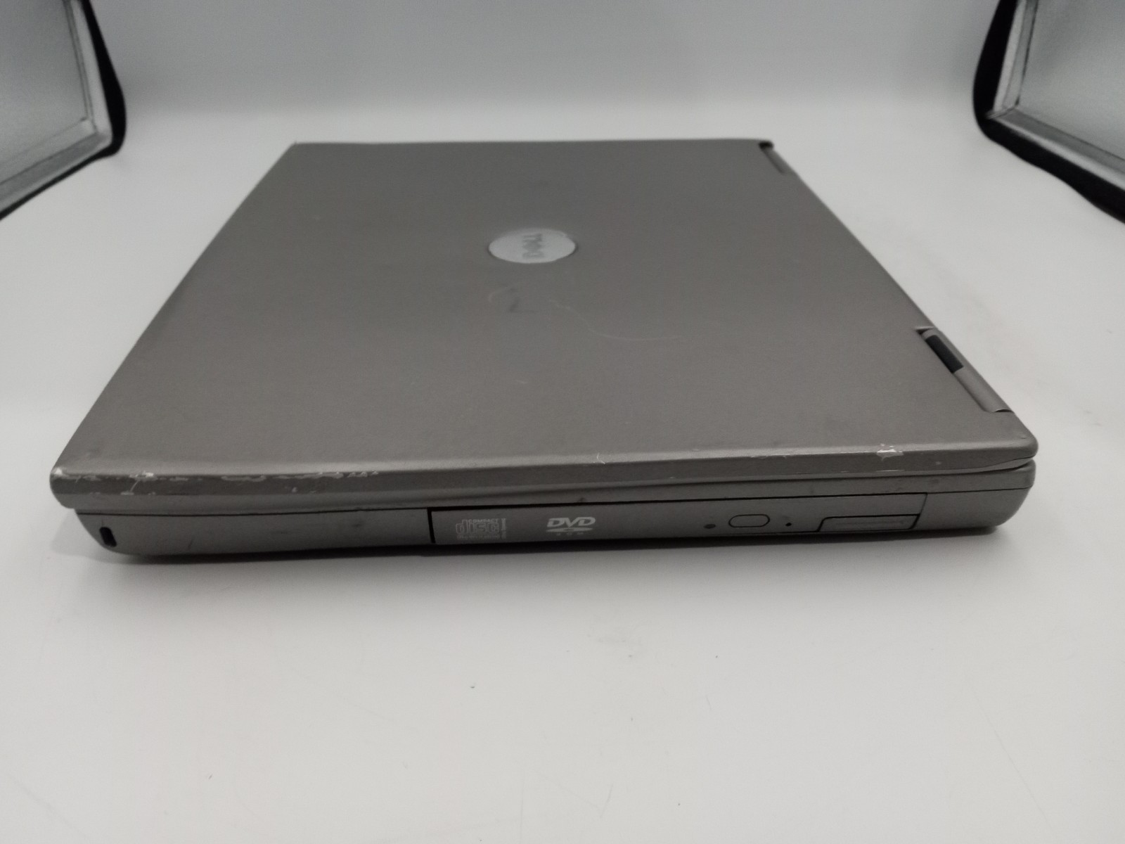 Dell Latitude D600 Laptop Intel Pentium M 1GB RAM 30GB HDD XP RS232 – READ -RR