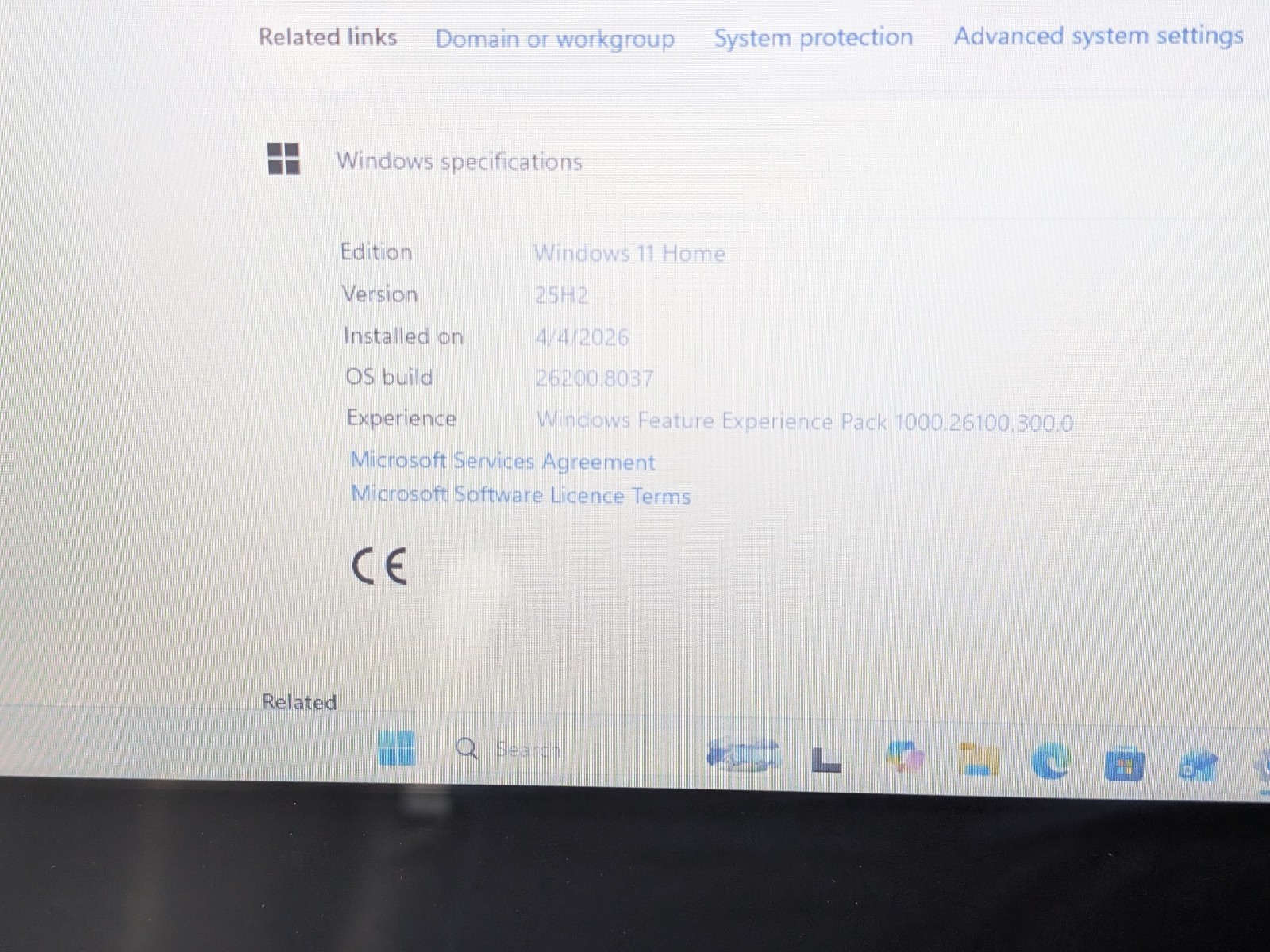 Collectable Toshiba Satellite E45W-C4200X 14in 500GB, 6GB RAM/ i3 5th Gn 2.1GHz