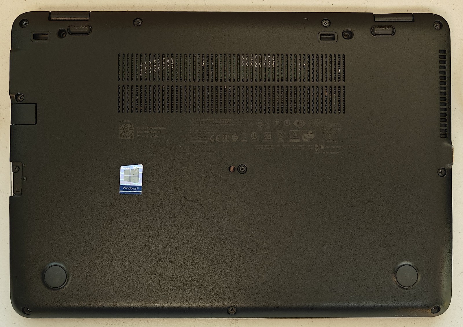 HP mt43 AMD A8-9600B 2.4GHz, 8GB RAM, NO SSD or AC Adapter