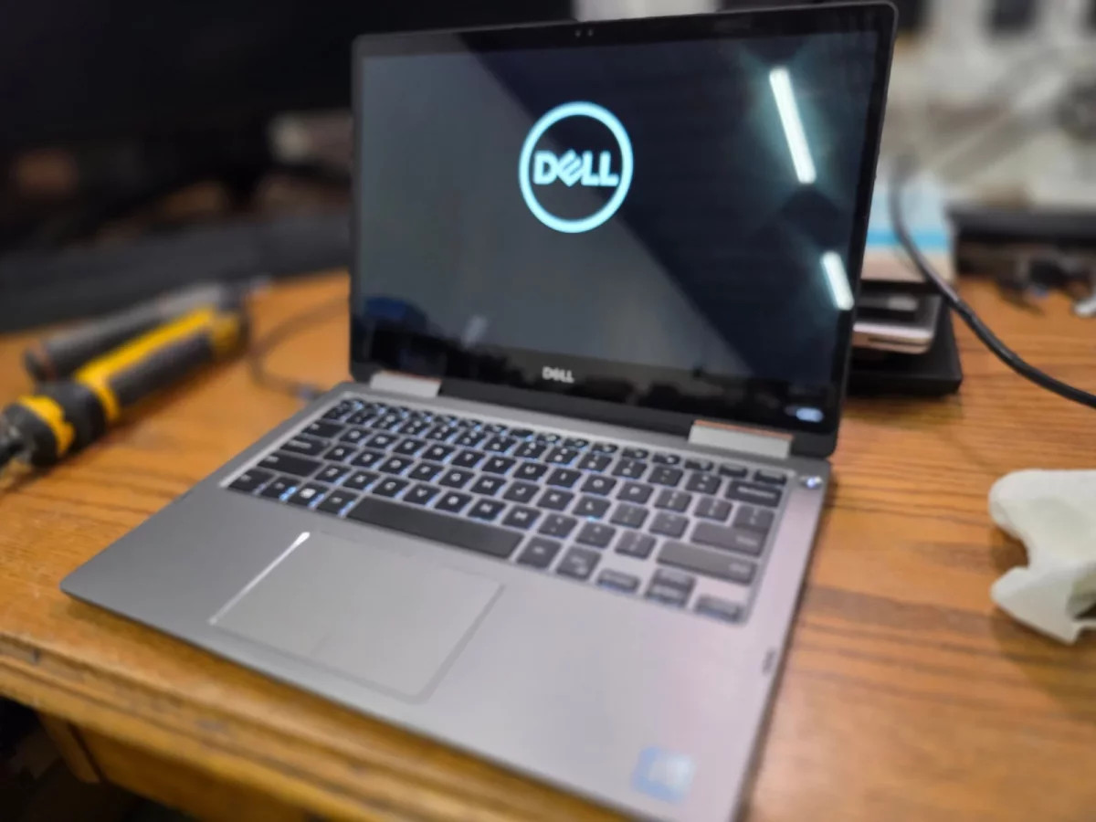 Dell Inspiron 7373, i5-8250U, 8GB, NO SSD/OS, POSTS, For Parts
