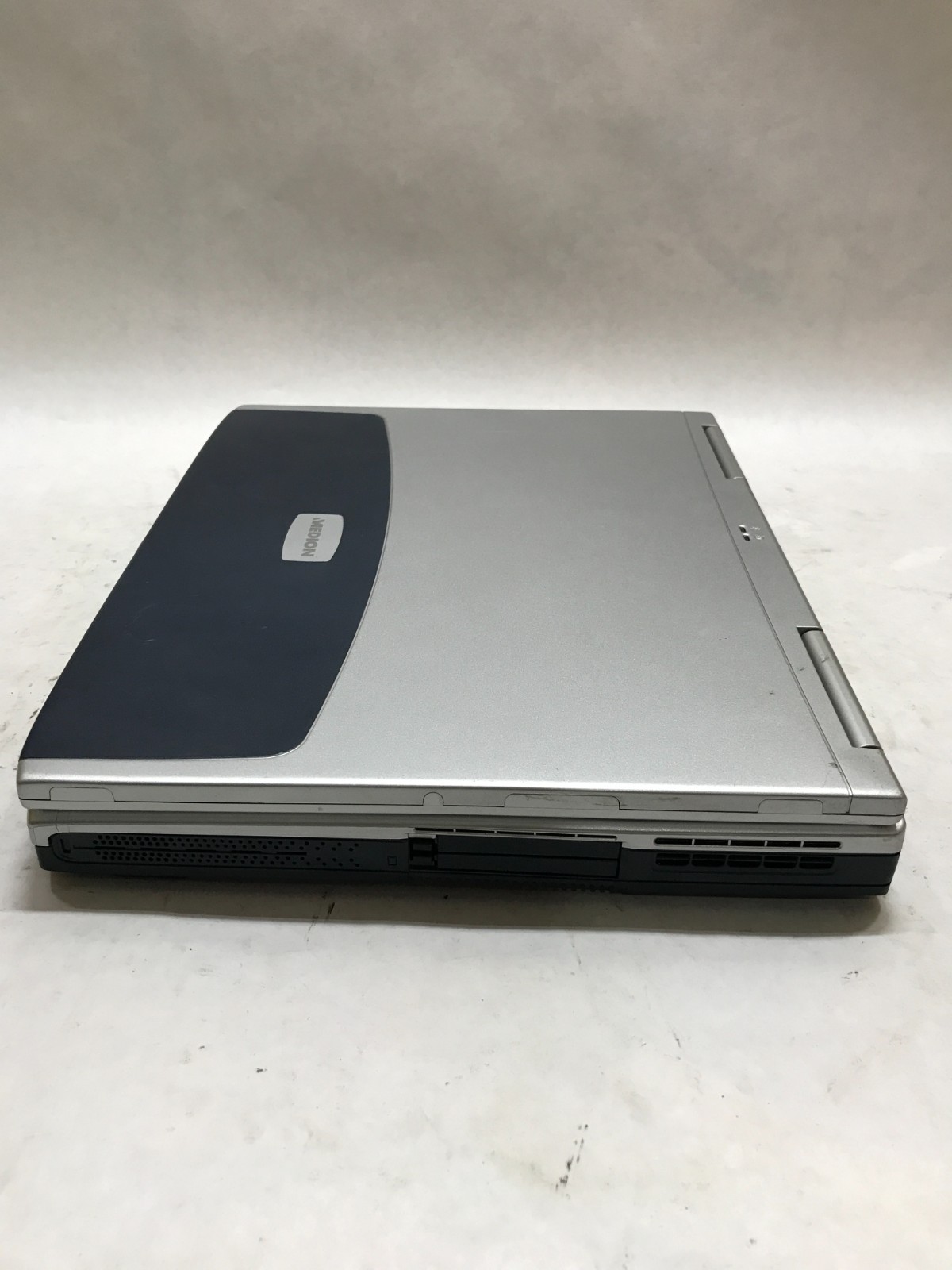 Medion MD 5275 15″ Intel Pentium 4 512MB RAM NO HDD/OS For Parts READ DESC! – DW