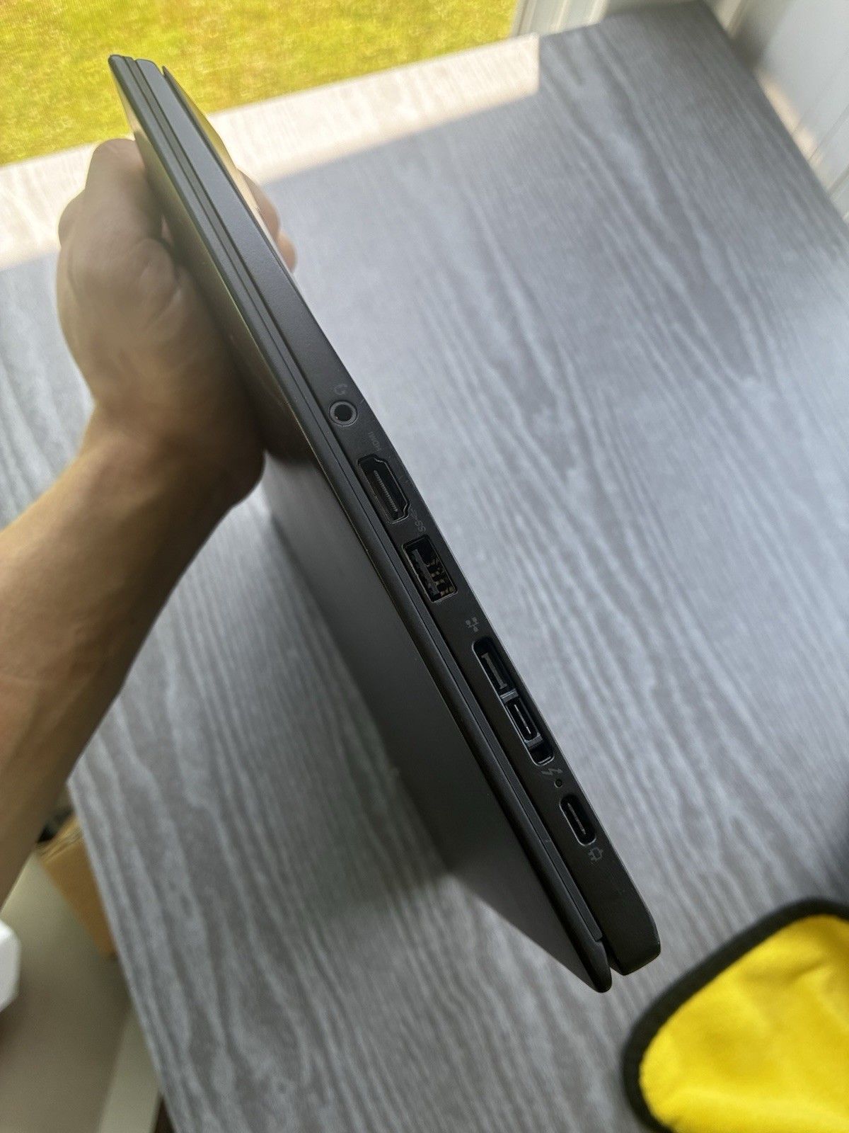 Lenovo ThinkPad T490s 14″ i5-8365u, 8GB RAM, 256GB NVME SSD, Windows 11 (CLEAN)