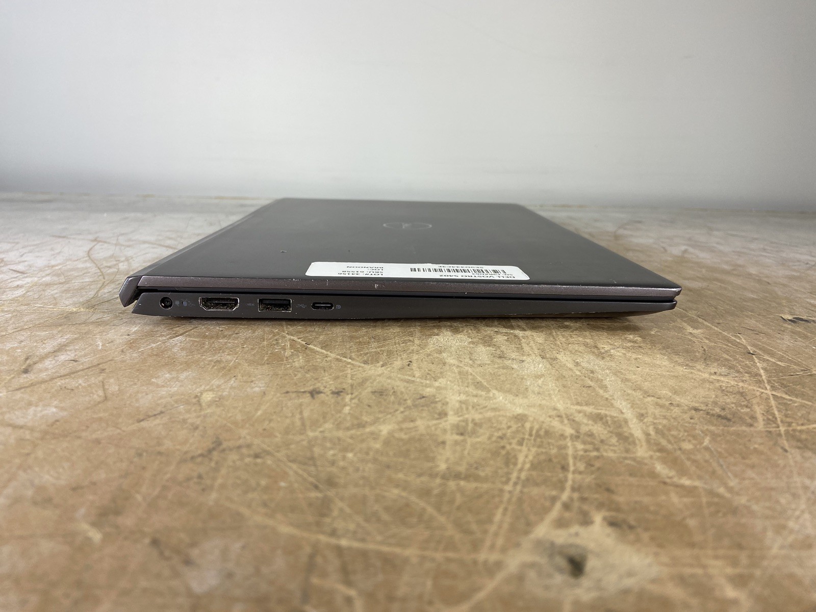 DELL VOSTRO 5402 i7-1165G7 @ 2.80GHz, 8GB RAM, NO HDD/OS – (FOR PARTS)