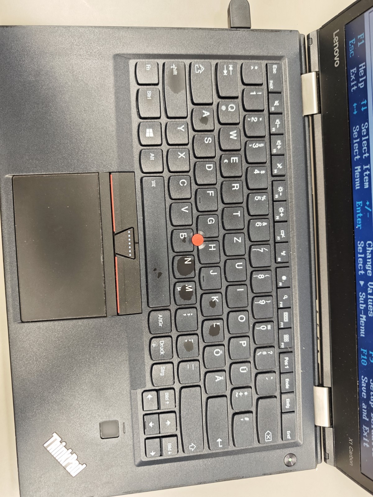 Lenovo ThinkPad X1 Carbon 14 inch (256GB, Intel Core i5 6 Gen, 2.4ghz 8gb