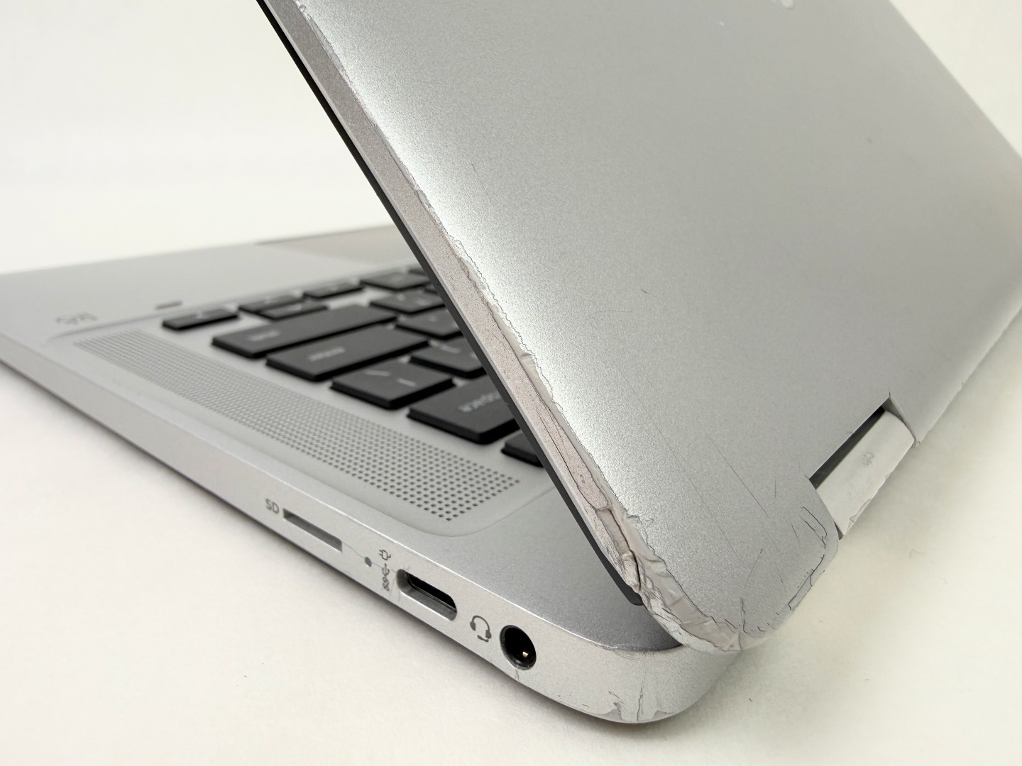 HP Chromebook 14b-cb0013dx 14″ Touch Intel Celeron 4GB 64GB eMMC Chrome – Read