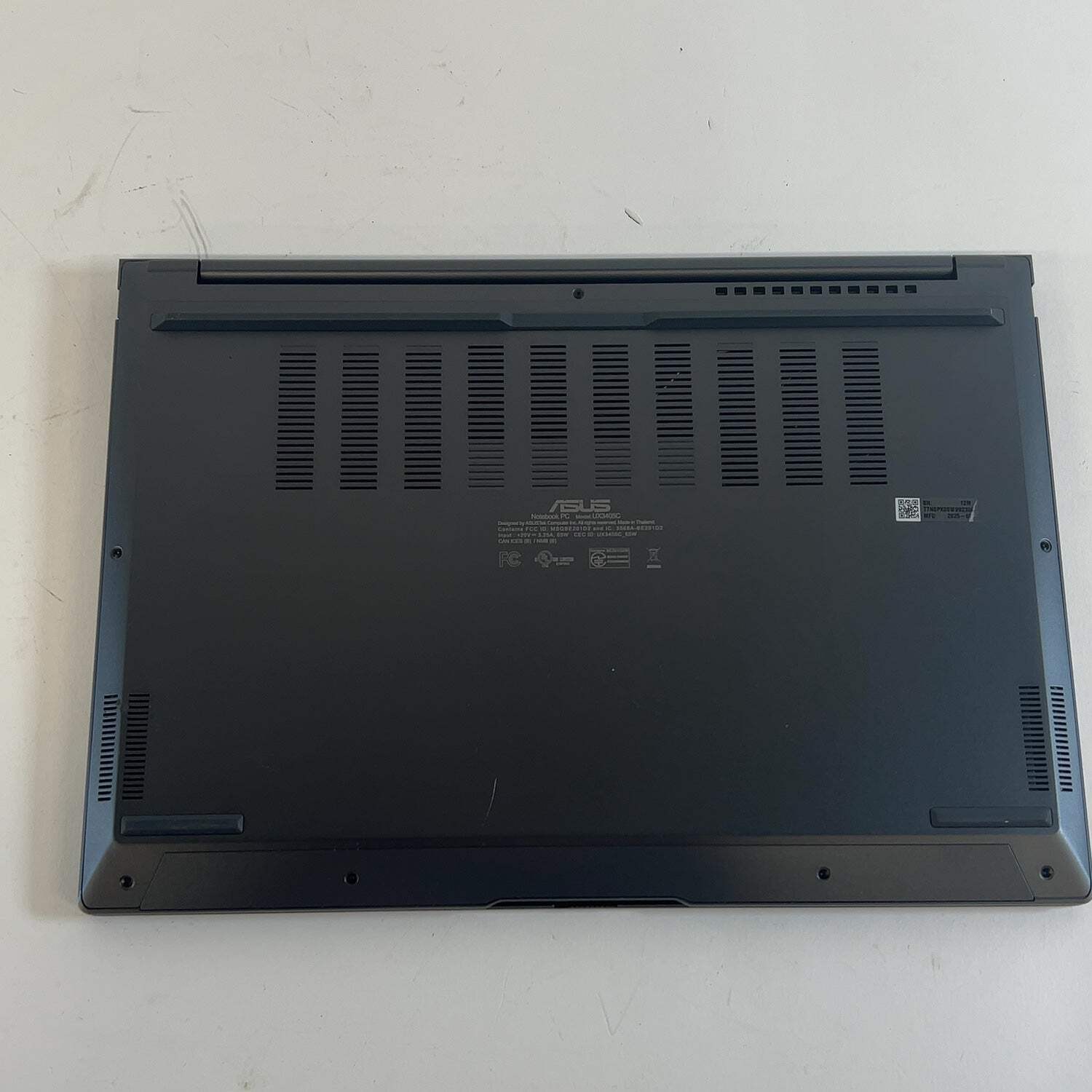 Asus Zenbook 14 UX3405C 14″ Core Ultra 9 285H 2.9GHz 32GB RAM 1TB SSD