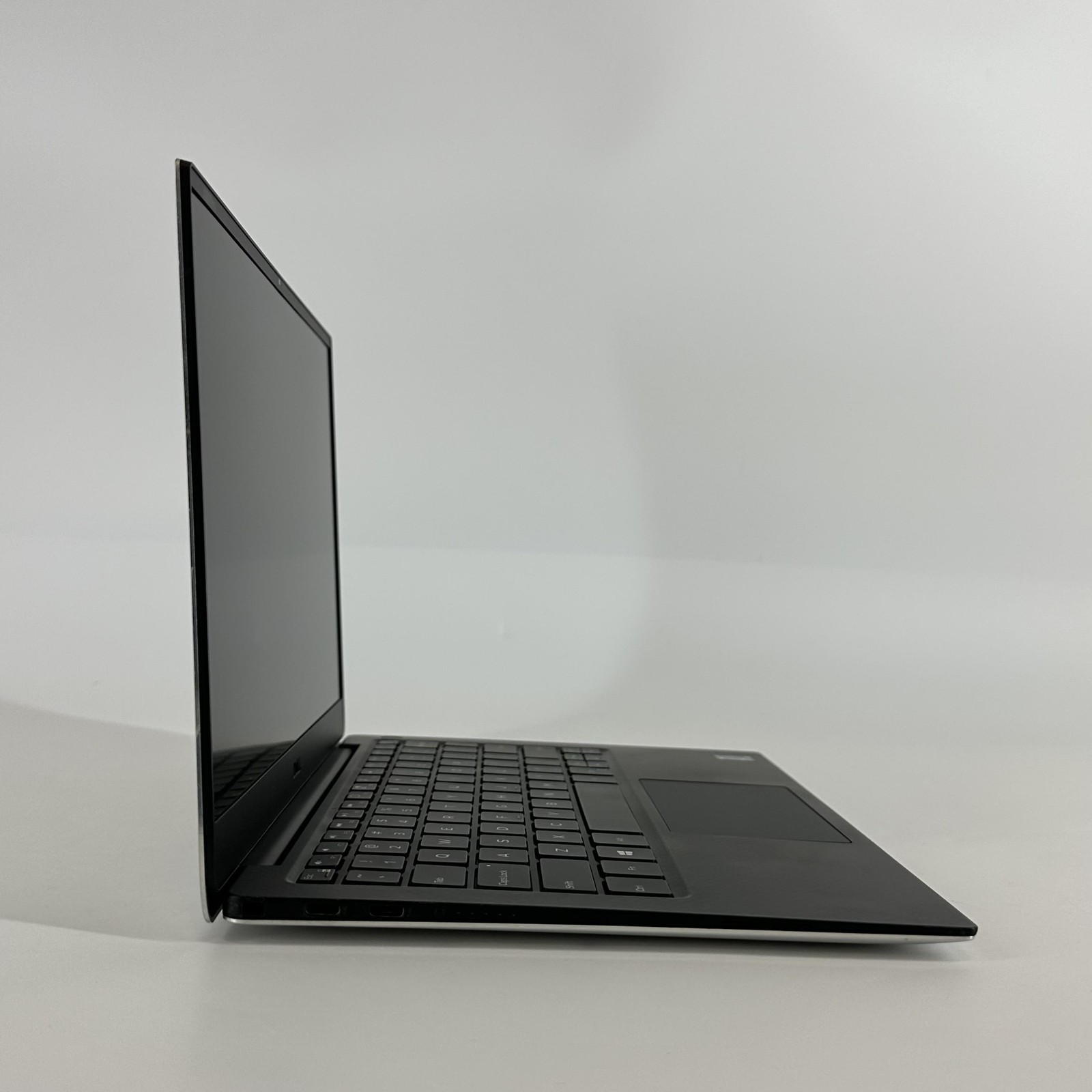 Dell XPS 13 9305 Silver FHD i7-1165G7 2.80GHz 16GB 512GB SSD MINOR FRAME GAP