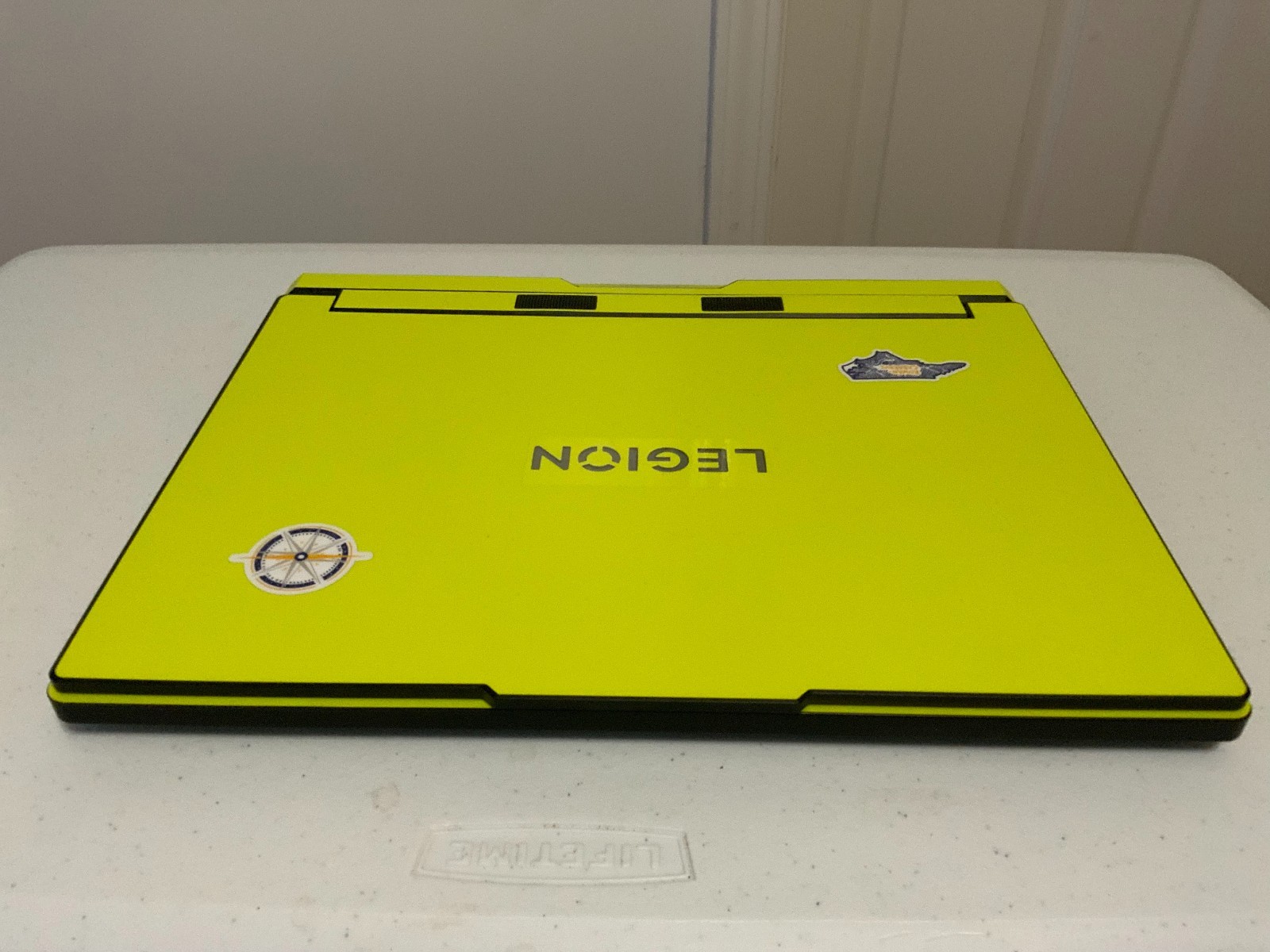 Lenovo Legion Pro 7 16IAX10H 16in Ultra 9 275HX 32GB 1TB RTX 5080