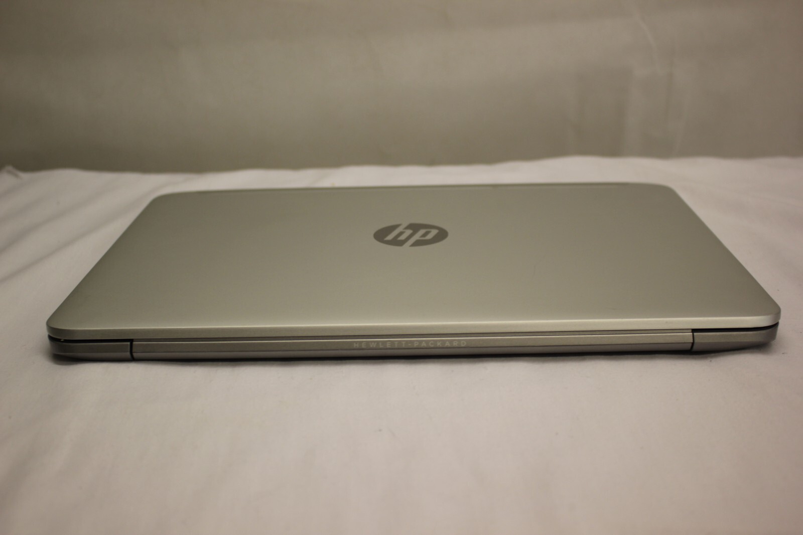 HP 14-Z050SA AMD A4 MICRO-6400T 2GB RAM 32GB eMMC LAPTOP COMPUTER DAMAGED SCREEN
